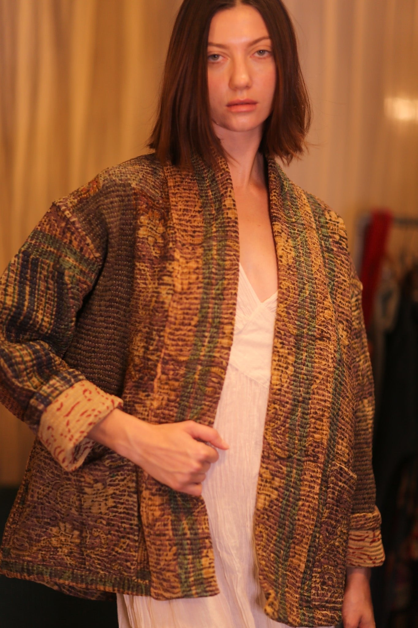 PATCHWORK PATTERN KANTHA SHORT KIMONO YAUNGNI - MOMO STUDIO BERLIN - Berlin Concept Store - sustainable & ethical fashion