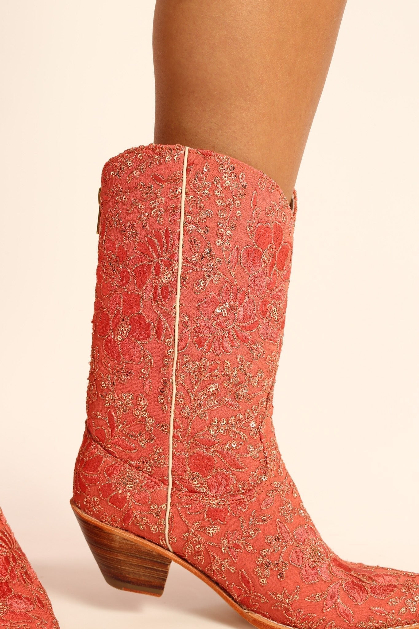 PEACH ORANGE EMBROIDERED BOOTS SANTA BARBARA - MOMO STUDIO BERLIN - Berlin Concept Store - sustainable & ethical fashion