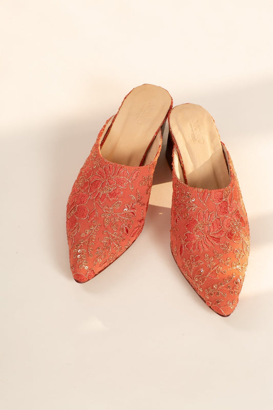 PEACH SILK EMBROIDERED HEELED MULES LEILY - MOMO STUDIO BERLIN - Berlin Concept Store - sustainable & ethical fashion