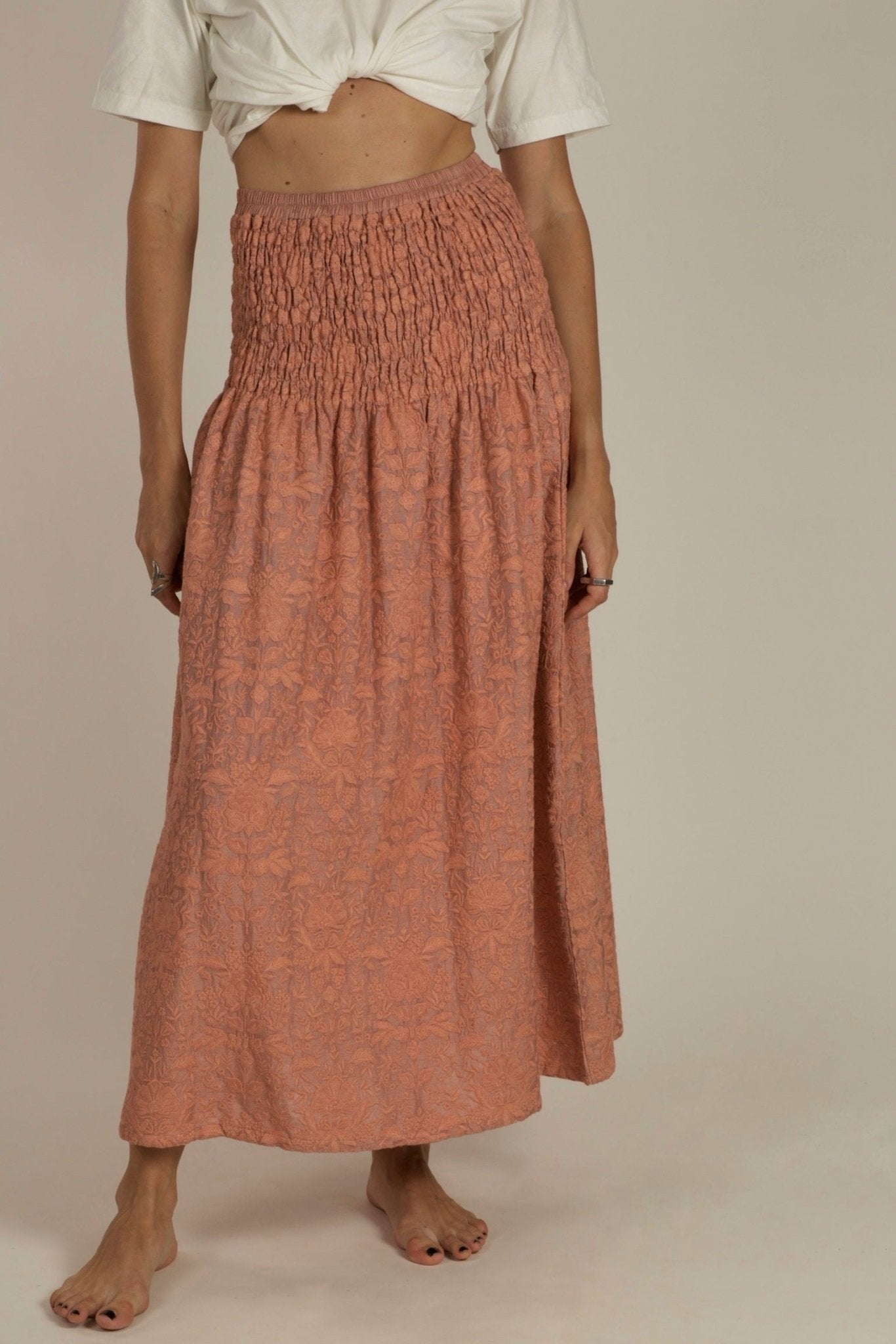 PEACH SILK EMBROIDERED SKIRT DRESS LISA - MOMO STUDIO BERLIN - Berlin Concept Store - sustainable & ethical fashion