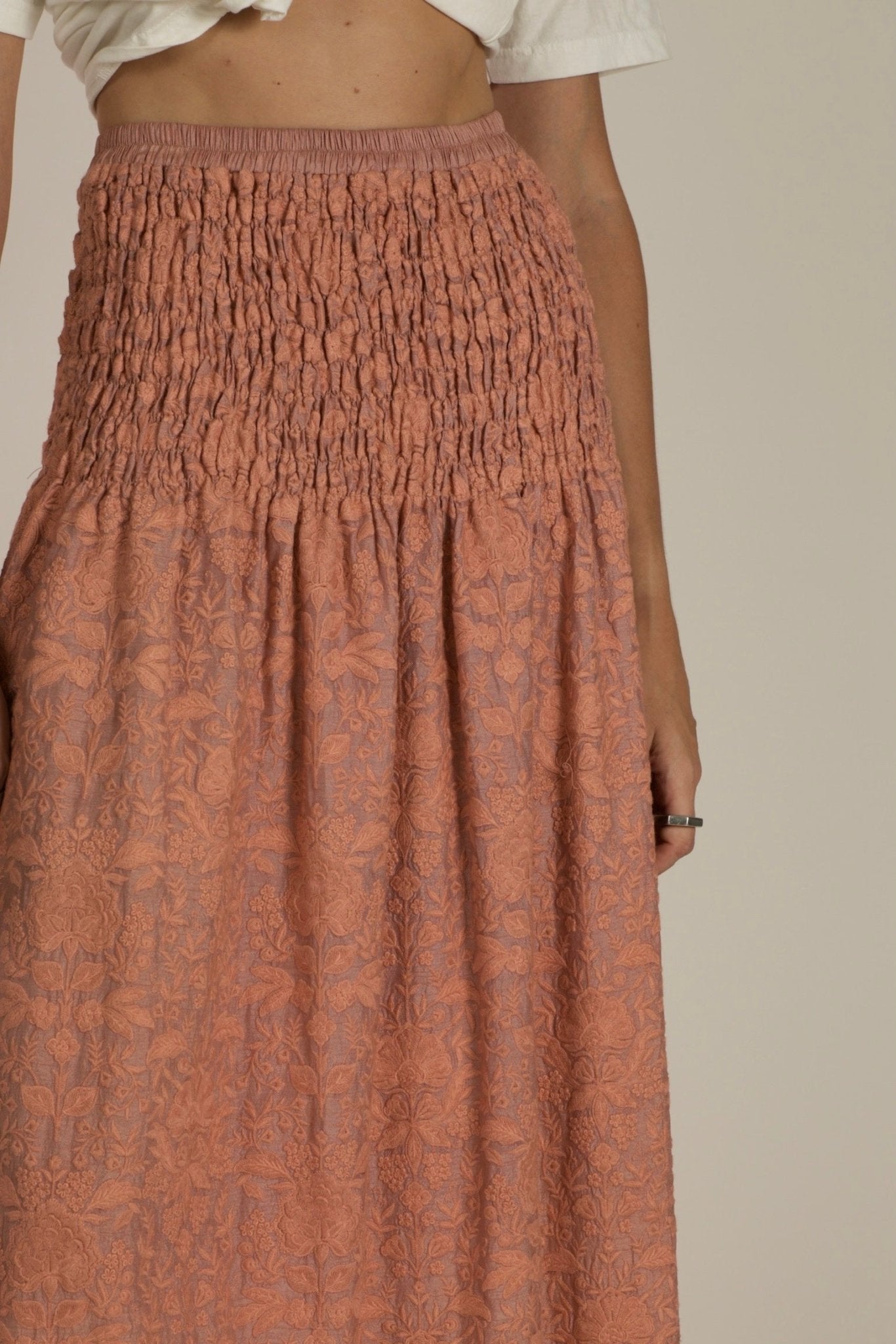 PEACH SILK EMBROIDERED SKIRT DRESS LISA - MOMO STUDIO BERLIN - Berlin Concept Store - sustainable & ethical fashion