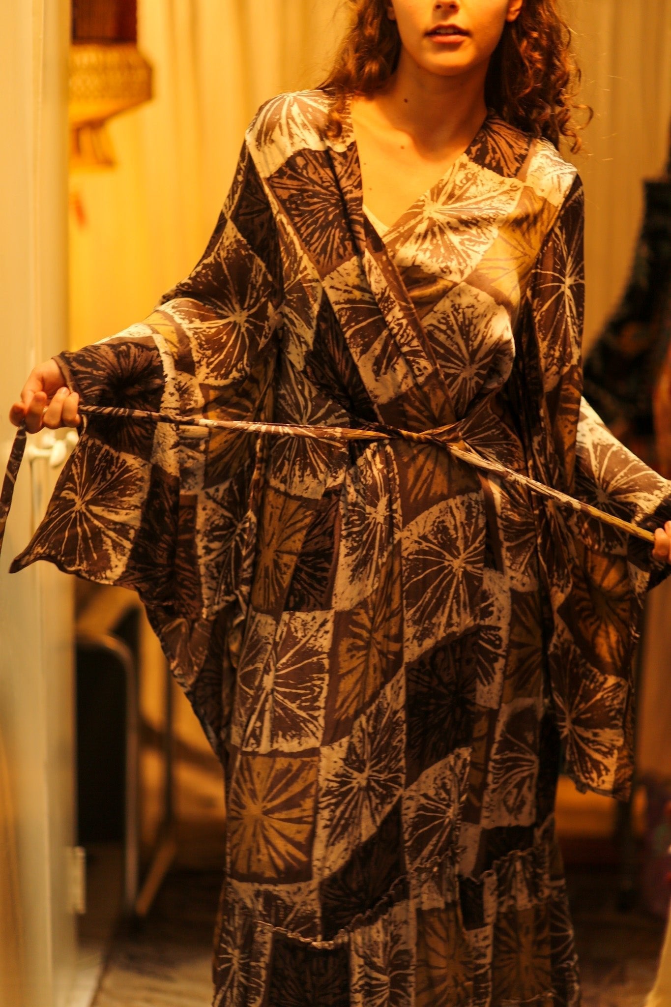 PINA SILK KIMONO ANANAS BROWN - MOMO STUDIO BERLIN - Berlin Concept Store - sustainable & ethical fashion