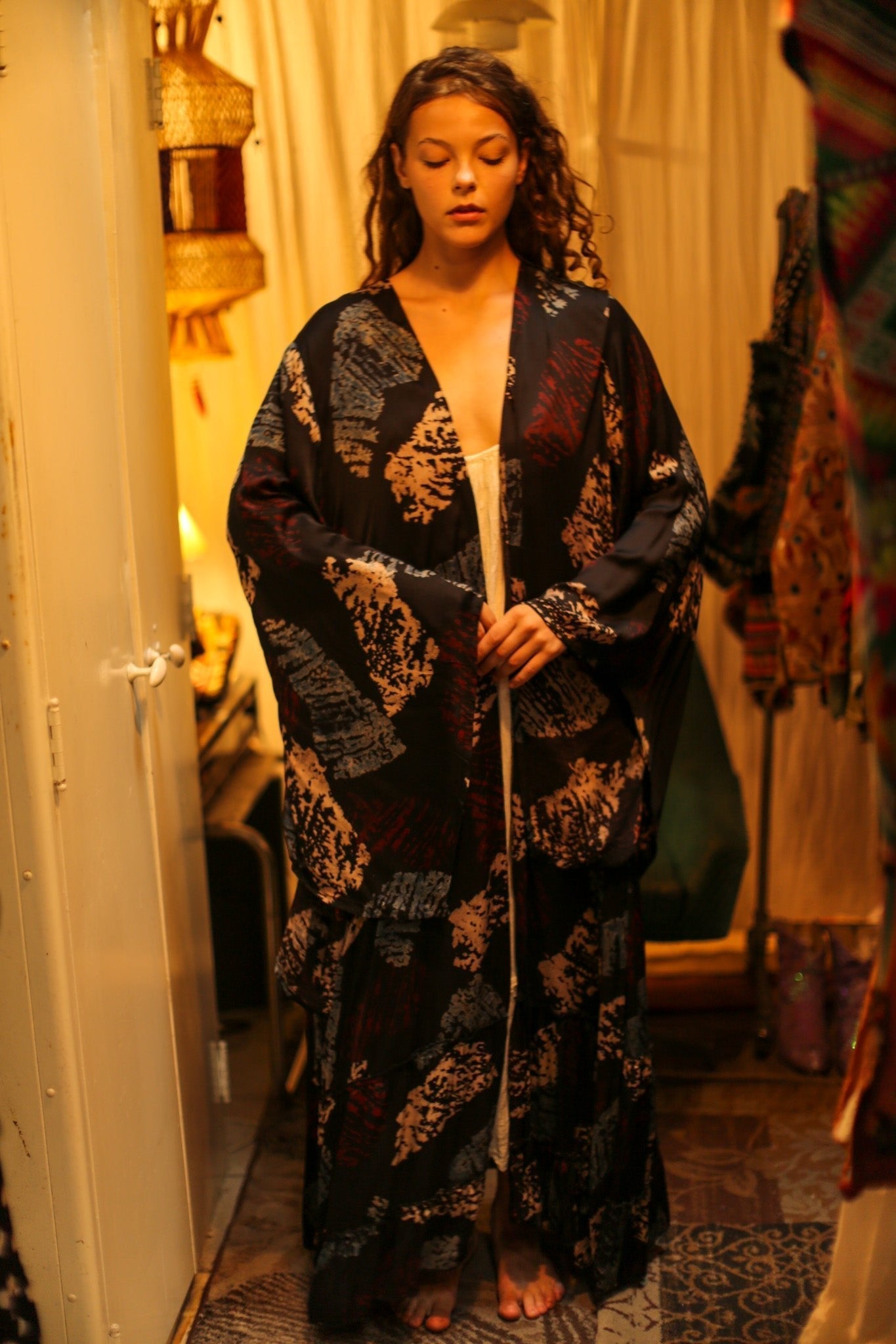 PINA SILK KIMONO RED AND BLUE ARTIST - MOMO STUDIO BERLIN - Berlin Concept Store - sustainable & ethical fashion