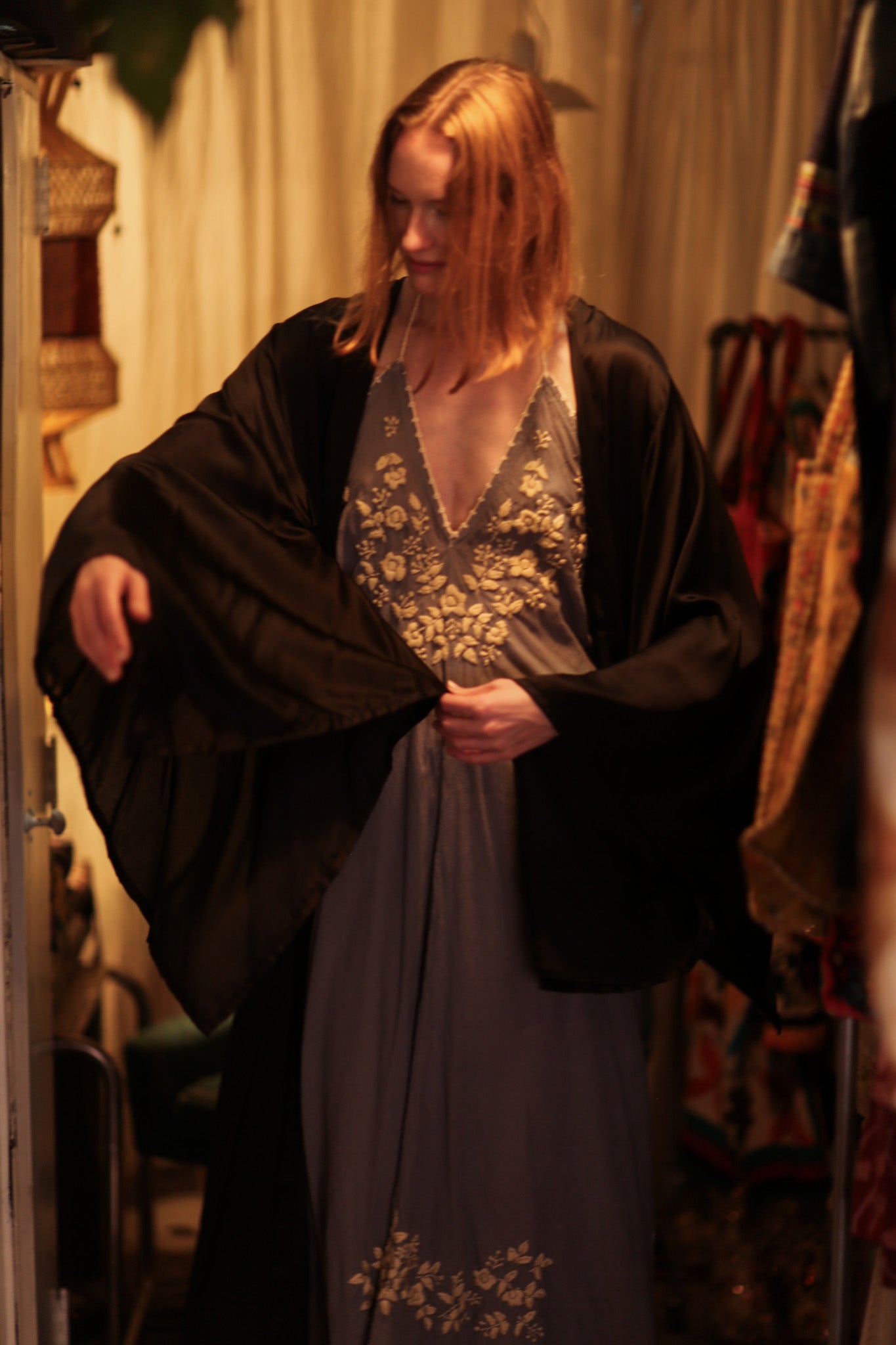PINA SILK KIMONO SOLID BLACK - MOMO STUDIO BERLIN - Berlin Concept Store - sustainable & ethical fashion