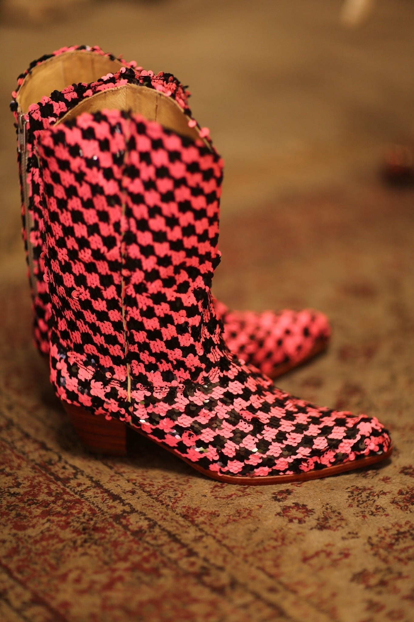 PINK BLACK CHECKERED WESTERN BOOT CRUSU - MOMO STUDIO BERLIN - Berlin Concept Store - sustainable & ethical fashion