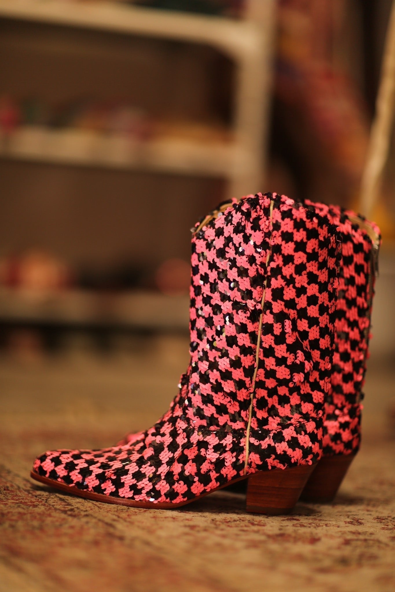 PINK BLACK CHECKERED WESTERN BOOT CRUSU - MOMO STUDIO BERLIN - Berlin Concept Store - sustainable & ethical fashion