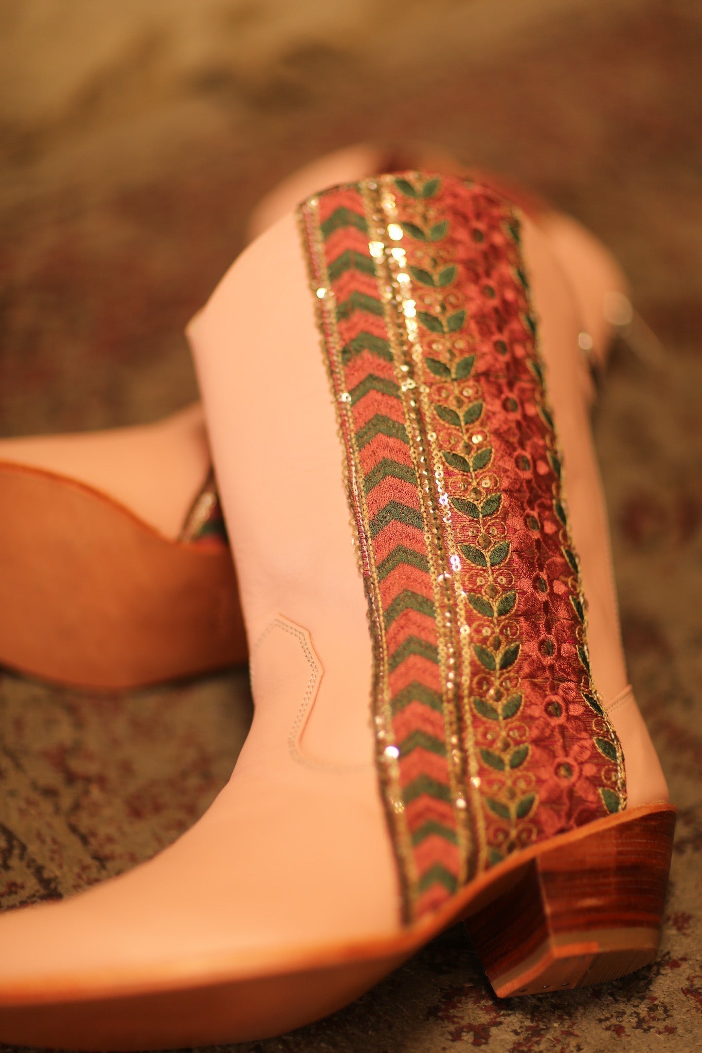 PINK BORDER TRIM LEATHER BOOTS MEETA - MOMO STUDIO BERLIN - Berlin Concept Store - sustainable & ethical fashion