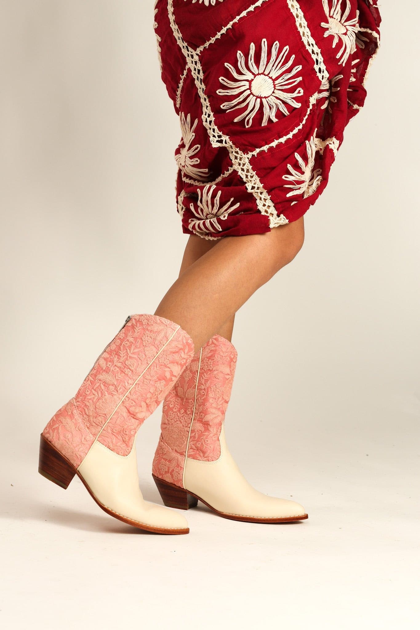 PINK CREAM WESTERN BOOTS LOERI - MOMO STUDIO BERLIN - Berlin Concept Store - sustainable & ethical fashion