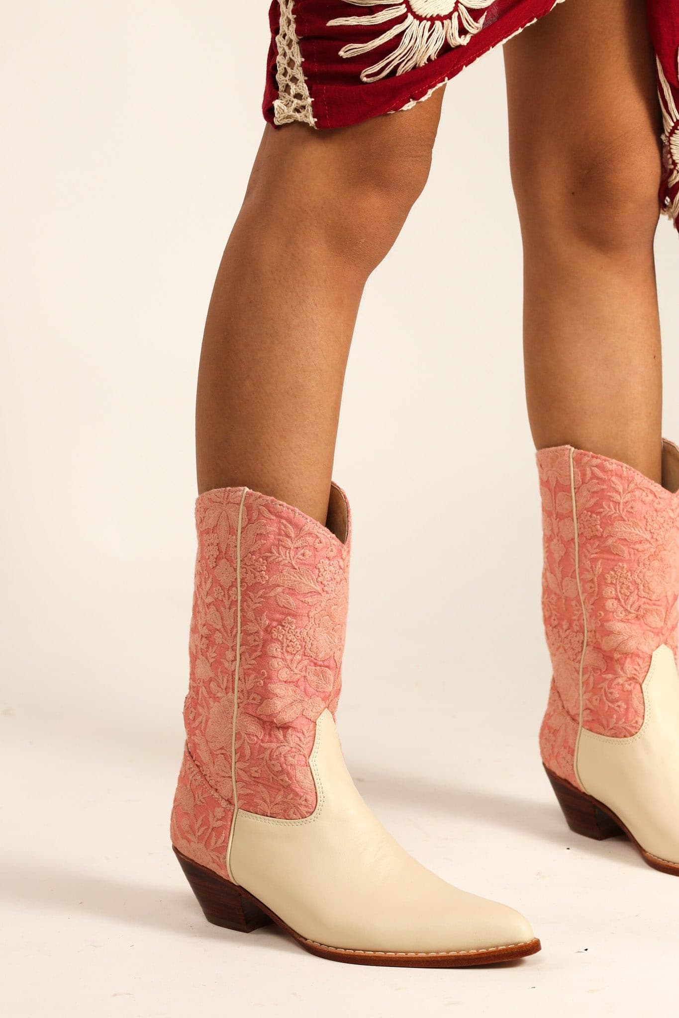 PINK CREAM WESTERN BOOTS LOERI - MOMO STUDIO BERLIN - Berlin Concept Store - sustainable & ethical fashion