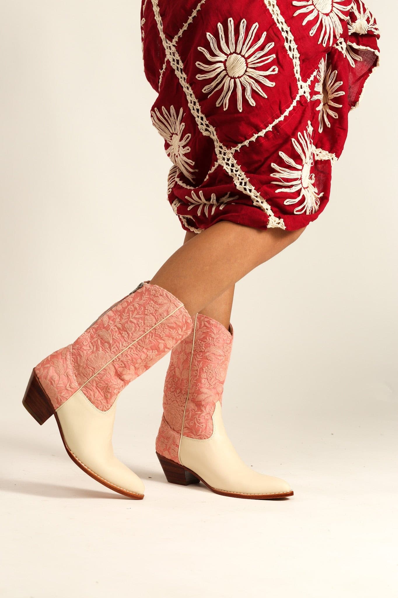 PINK CREAM WESTERN BOOTS LOERI - MOMO STUDIO BERLIN - Berlin Concept Store - sustainable & ethical fashion