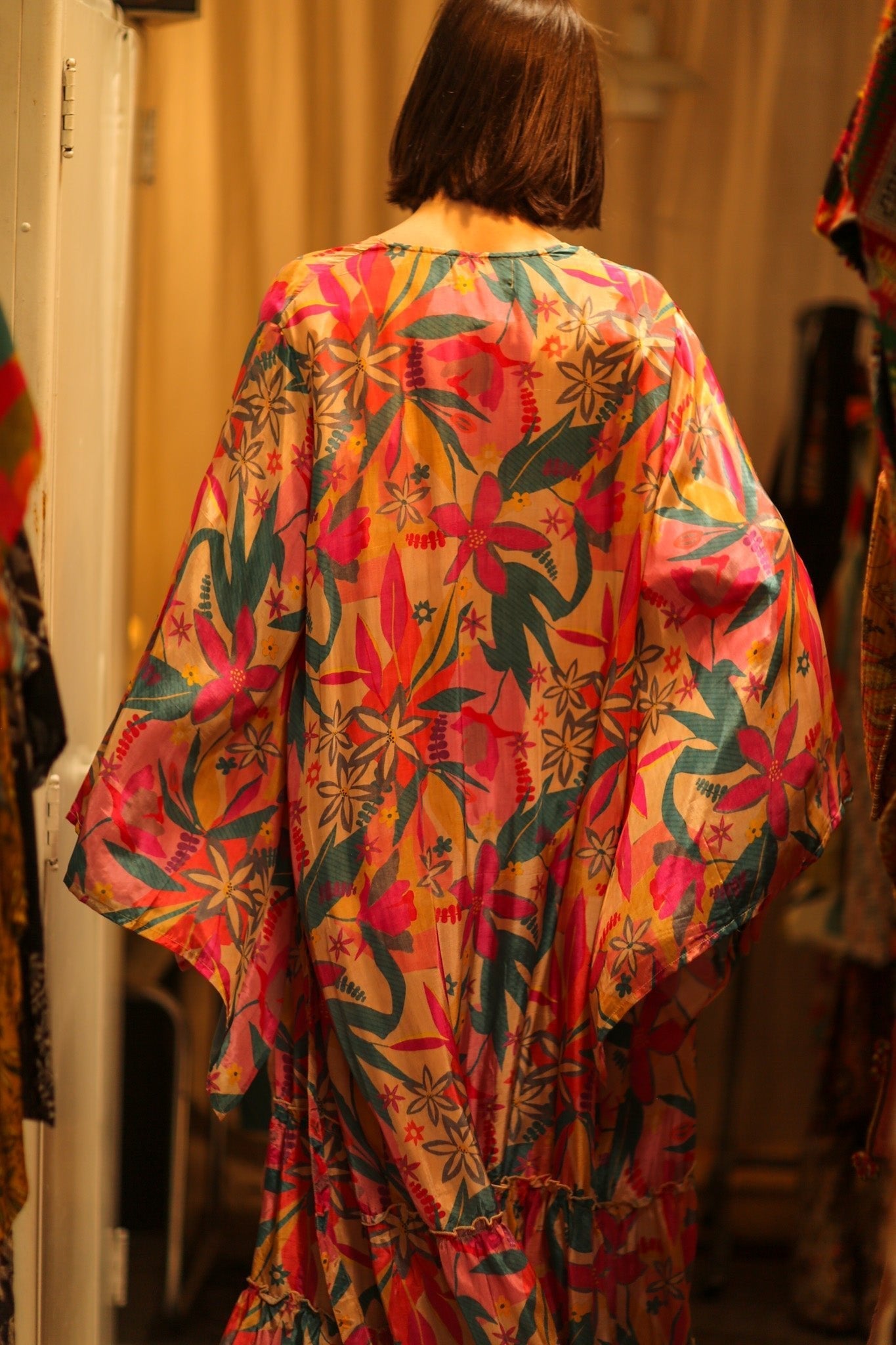 PINK JUNGLE SILK KIMONO PINA - MOMO STUDIO BERLIN - Berlin Concept Store - sustainable & ethical fashion