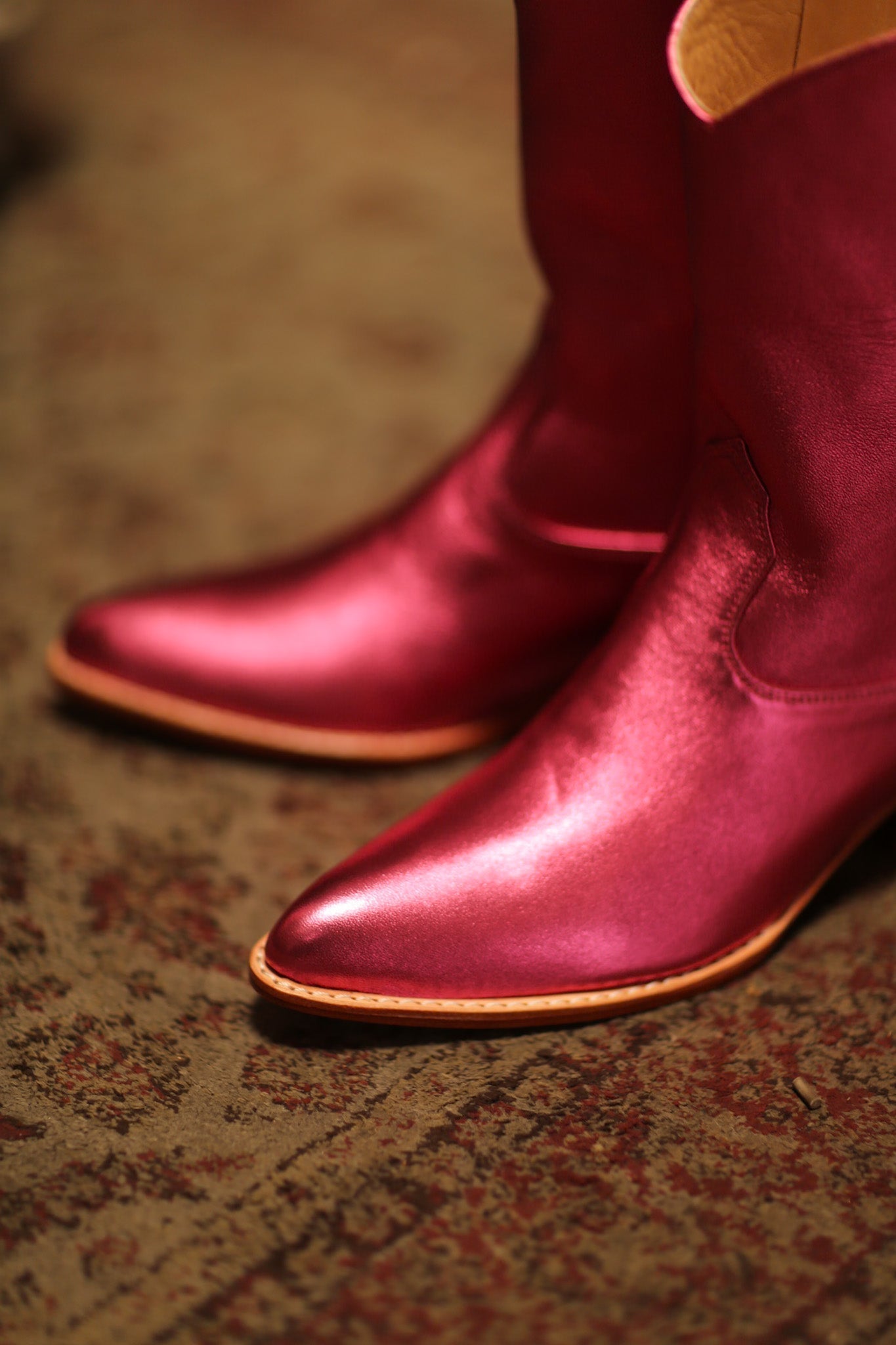 PINK LEATHER WESTERN BOOTS SADTRUN - MOMO STUDIO BERLIN - Berlin Concept Store - sustainable & ethical fashion