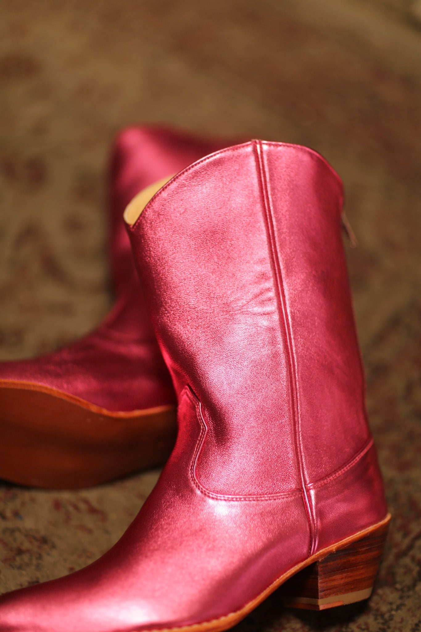 PINK LEATHER WESTERN BOOTS SADTRUN - MOMO STUDIO BERLIN - Berlin Concept Store - sustainable & ethical fashion