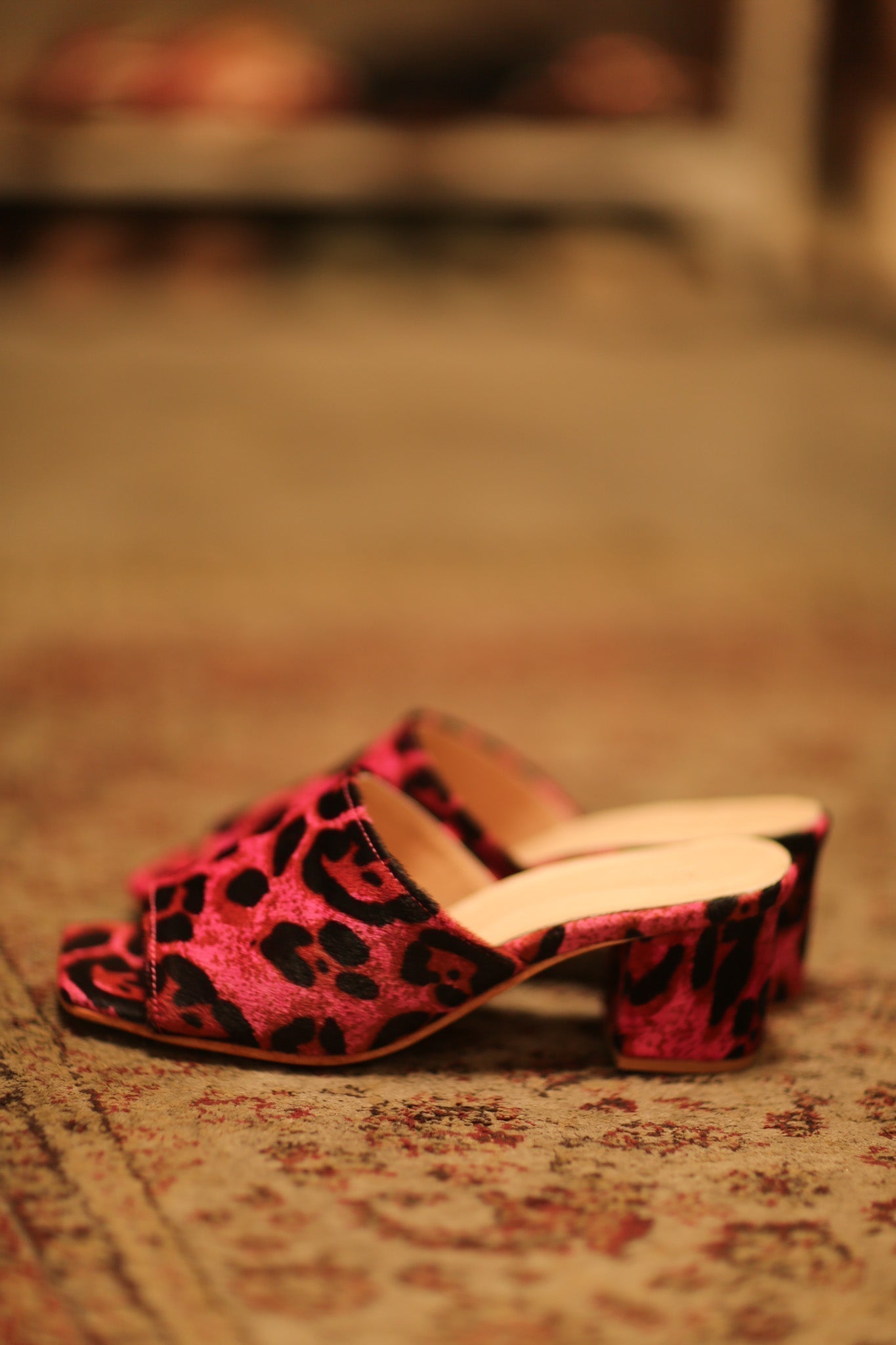 PINK LEO PRINT HEELED MULES - MOMO STUDIO BERLIN - Berlin Concept Store - sustainable & ethical fashion