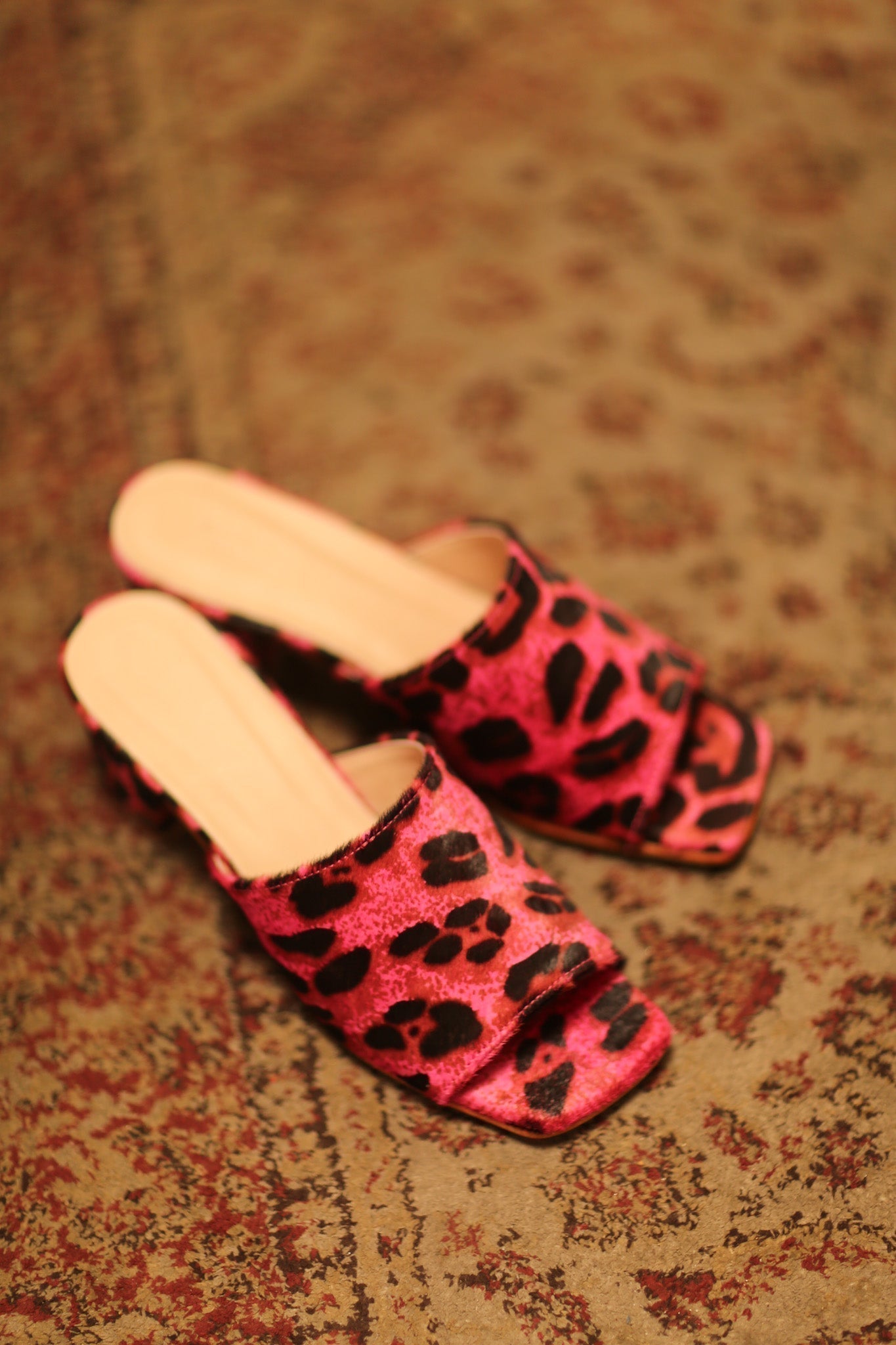 PINK LEO PRINT HEELED MULES - MOMO STUDIO BERLIN - Berlin Concept Store - sustainable & ethical fashion