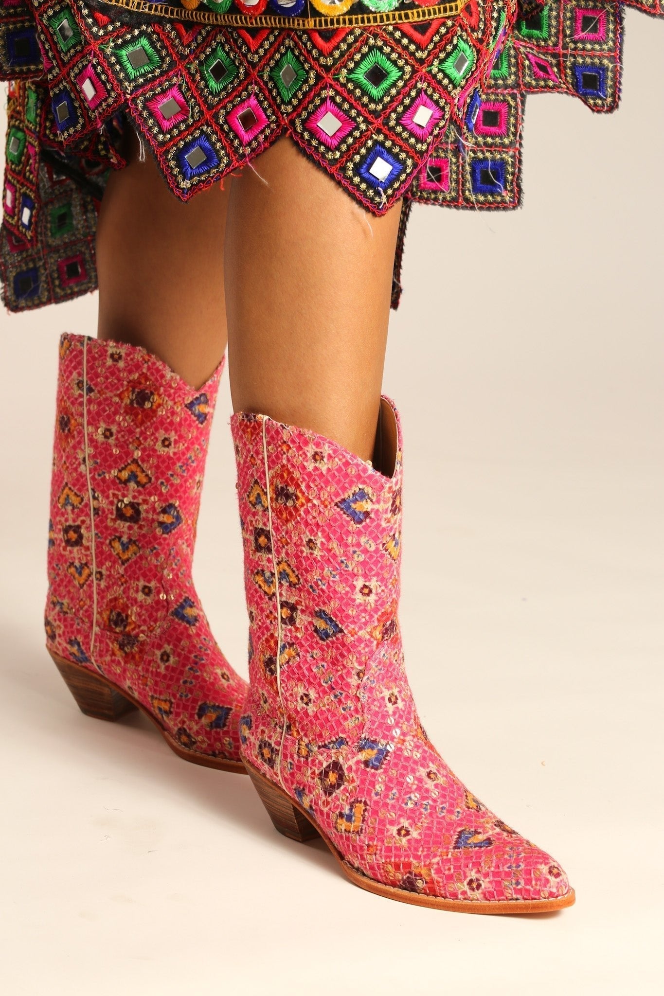 PINK WESTERN BOOTS BAJA - MOMO STUDIO BERLIN - Berlin Concept Store - sustainable & ethical fashion