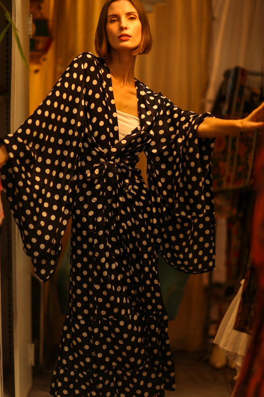POLKA DOT XXL WING KIMONO JINU - MOMO STUDIO BERLIN - Berlin Concept Store - sustainable & ethical fashion