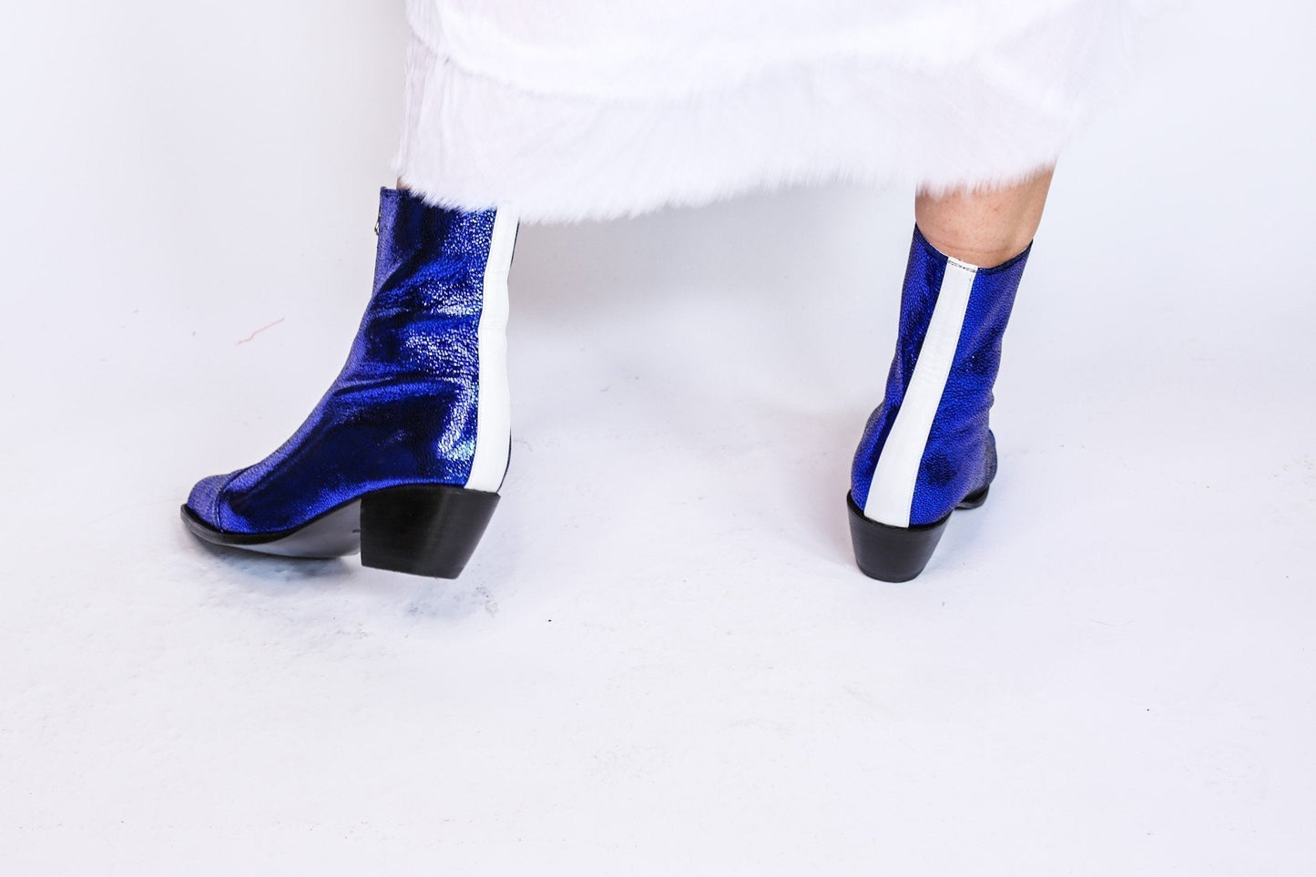 PUPLE WHITE ABBA DISCO BOOTS ANNI - MOMO STUDIO BERLIN - Berlin Concept Store - sustainable & ethical fashion