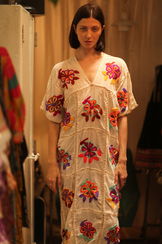 RAVEE EMBROIDERED COTTON DRESS - MOMO STUDIO BERLIN - Berlin Concept Store - sustainable & ethical fashion