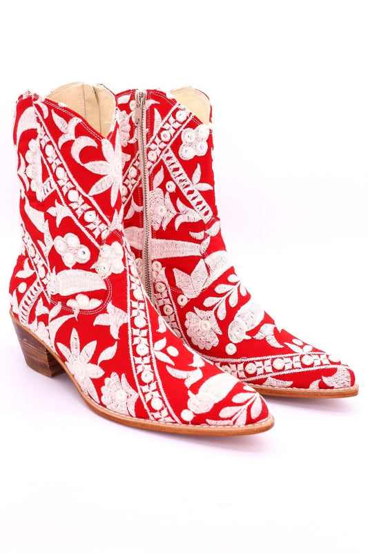 RED EMBROIDERED ANKLE BOOTS MARA - MOMO STUDIO BERLIN - Berlin Concept Store - sustainable & ethical fashion