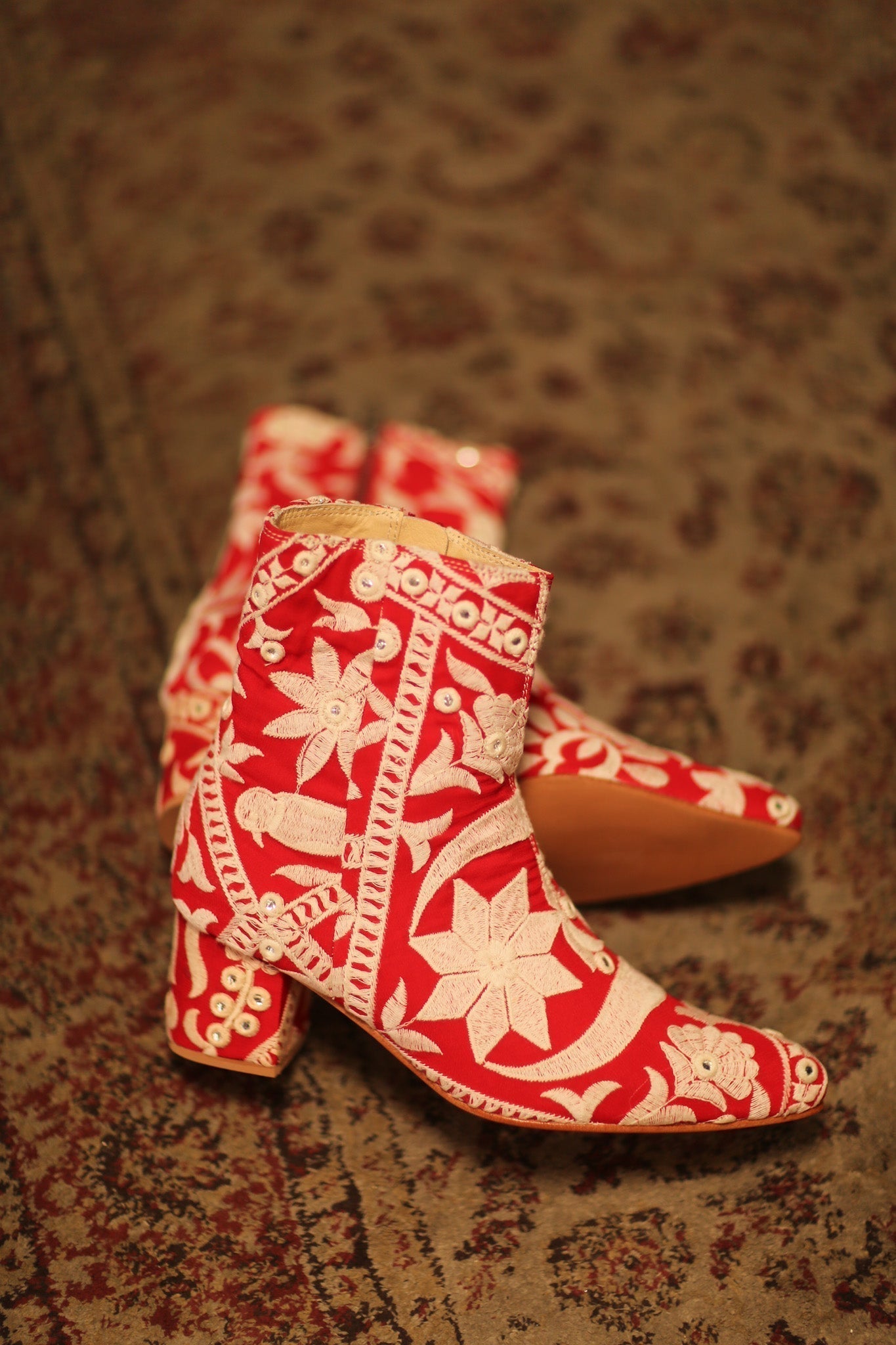 RED EMBROIDERED BOOTS ELLA - MOMO STUDIO BERLIN - Berlin Concept Store - sustainable & ethical fashion