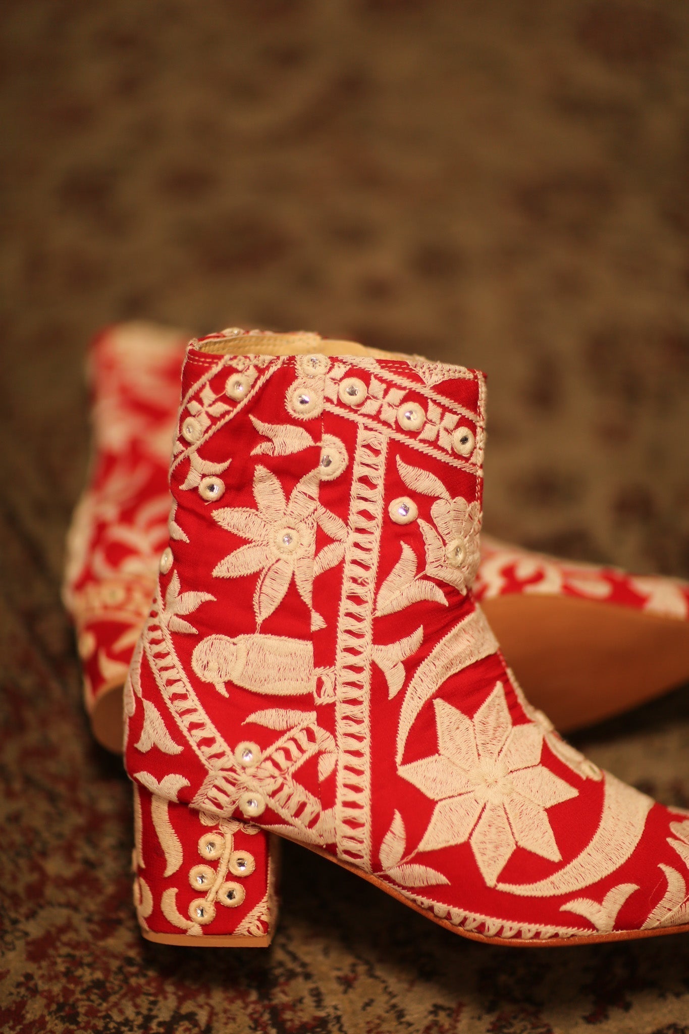 RED EMBROIDERED BOOTS ELLA - MOMO STUDIO BERLIN - Berlin Concept Store - sustainable & ethical fashion