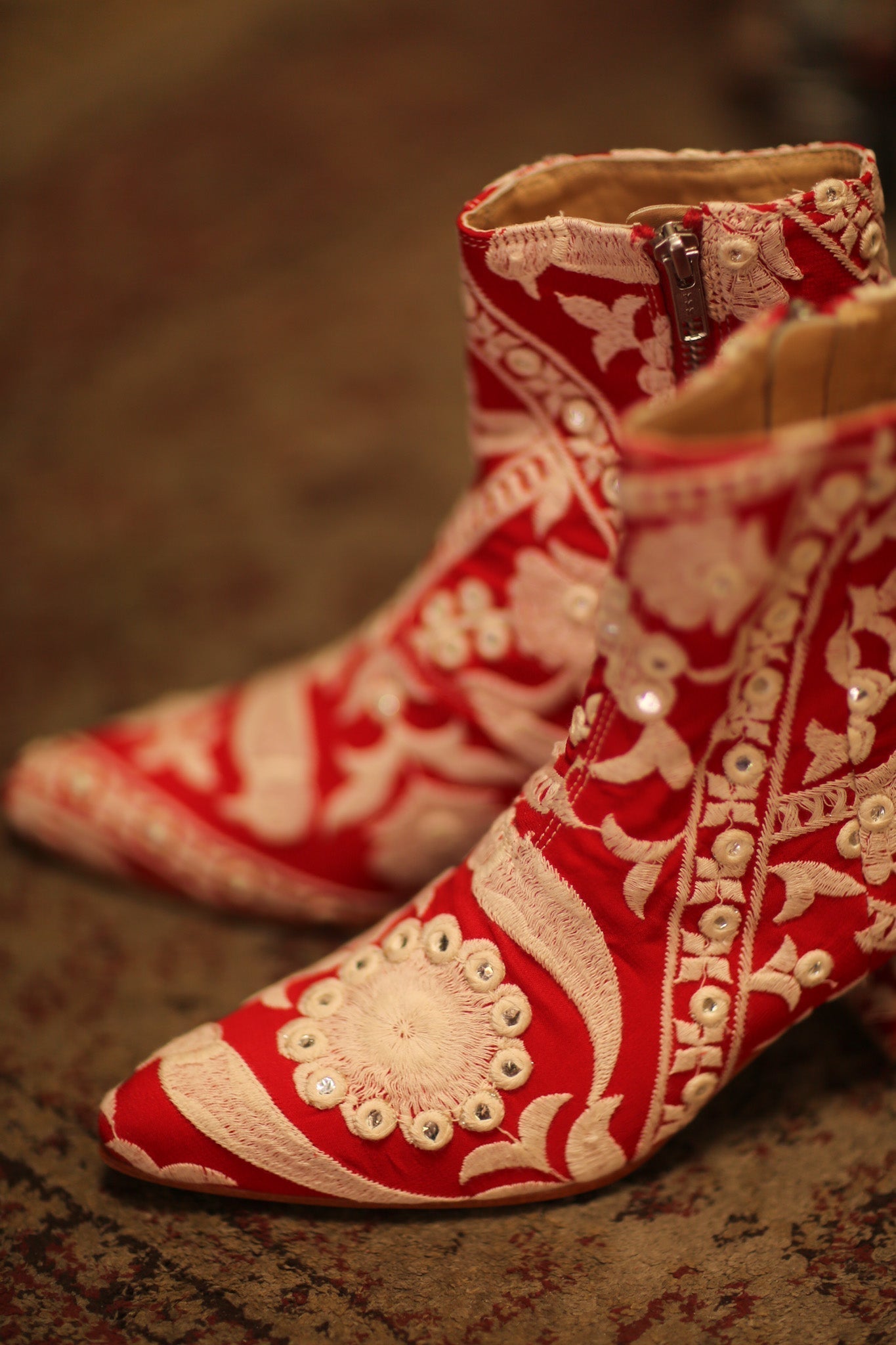 RED EMBROIDERED BOOTS ELLA - MOMO STUDIO BERLIN - Berlin Concept Store - sustainable & ethical fashion