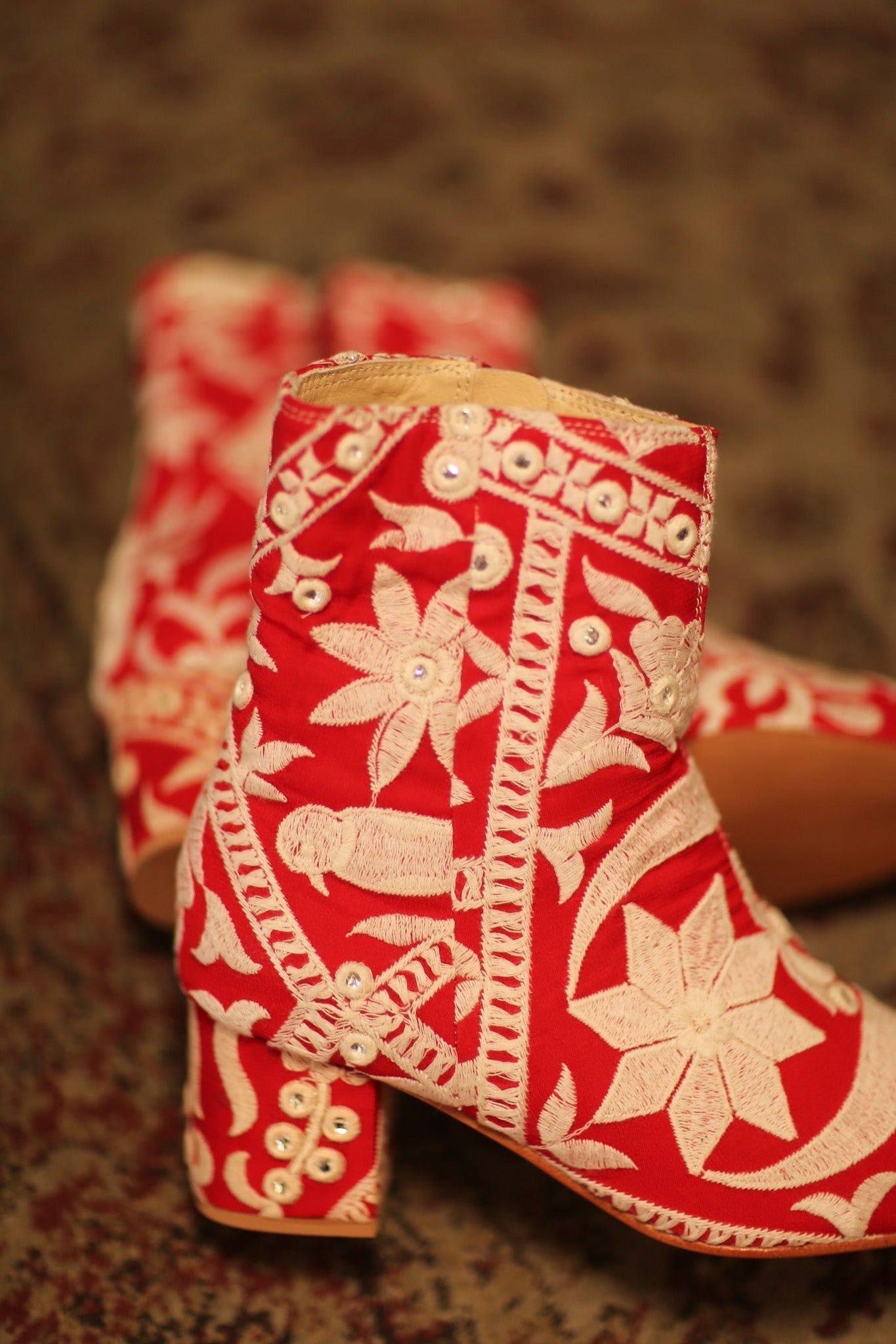 RED EMBROIDERED BOOTS ELLA - MOMO STUDIO BERLIN - Berlin Concept Store - sustainable & ethical fashion