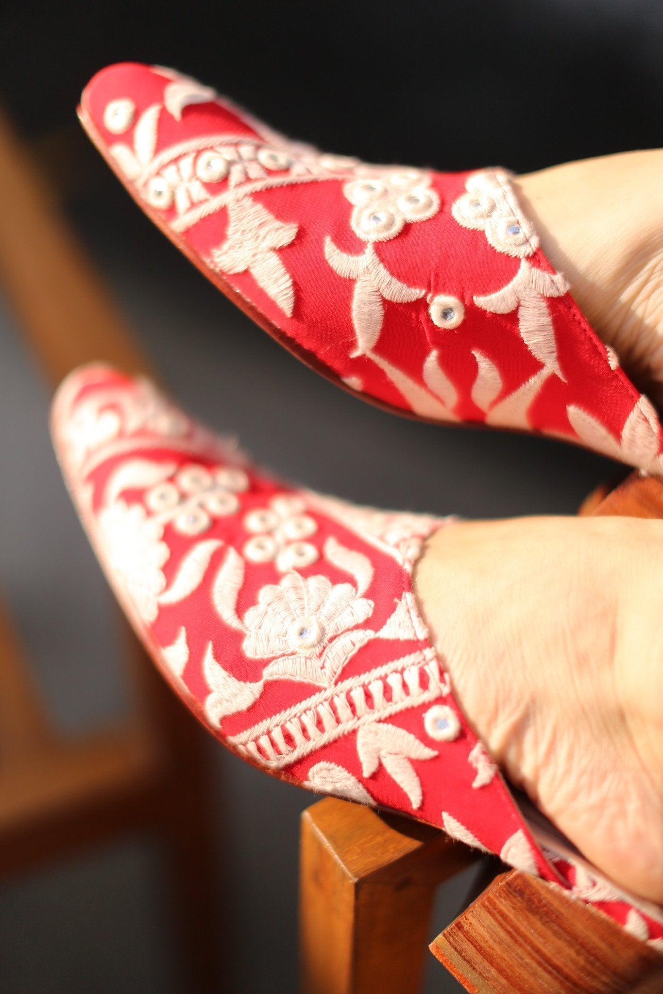 RED EMBROIDERED HEELED MULES - MOMO STUDIO BERLIN - Berlin Concept Store - sustainable & ethical fashion