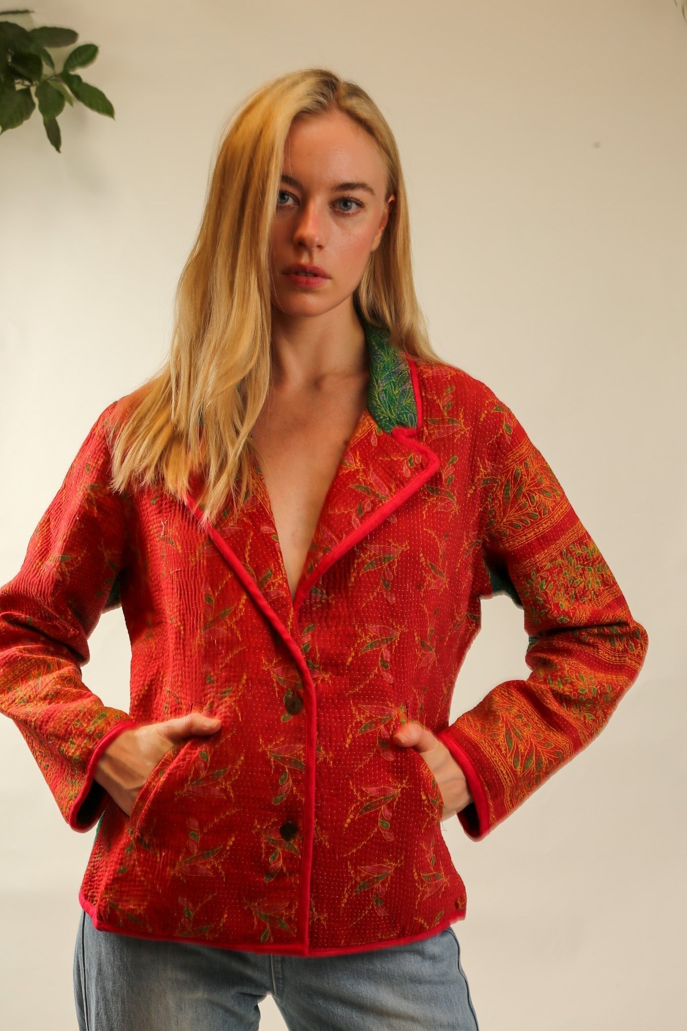 RED KANTHA JACKET ORISA - MOMO STUDIO BERLIN - Berlin Concept Store - sustainable & ethical fashion