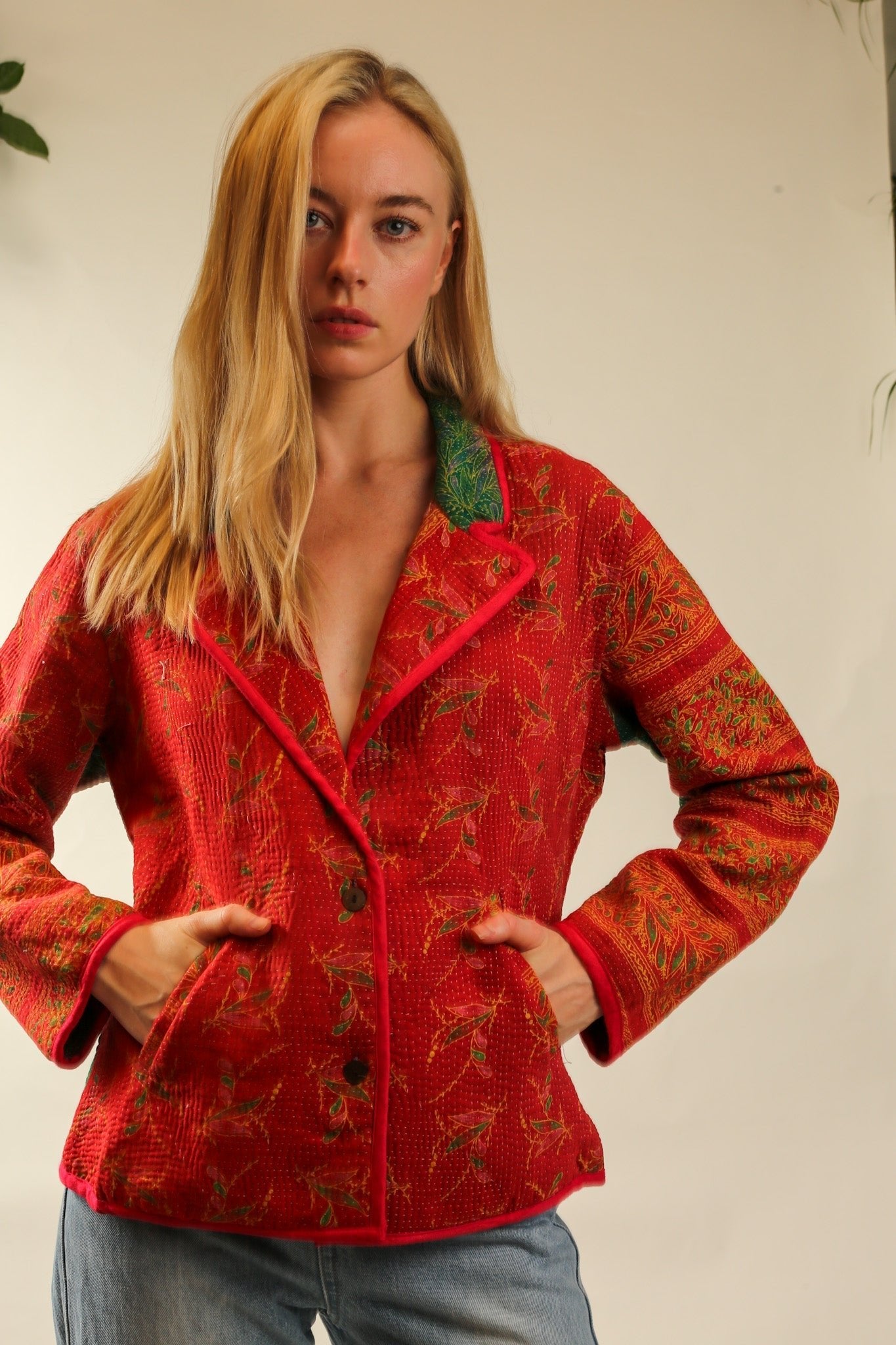 RED KANTHA JACKET ORISA - MOMO STUDIO BERLIN - Berlin Concept Store - sustainable & ethical fashion