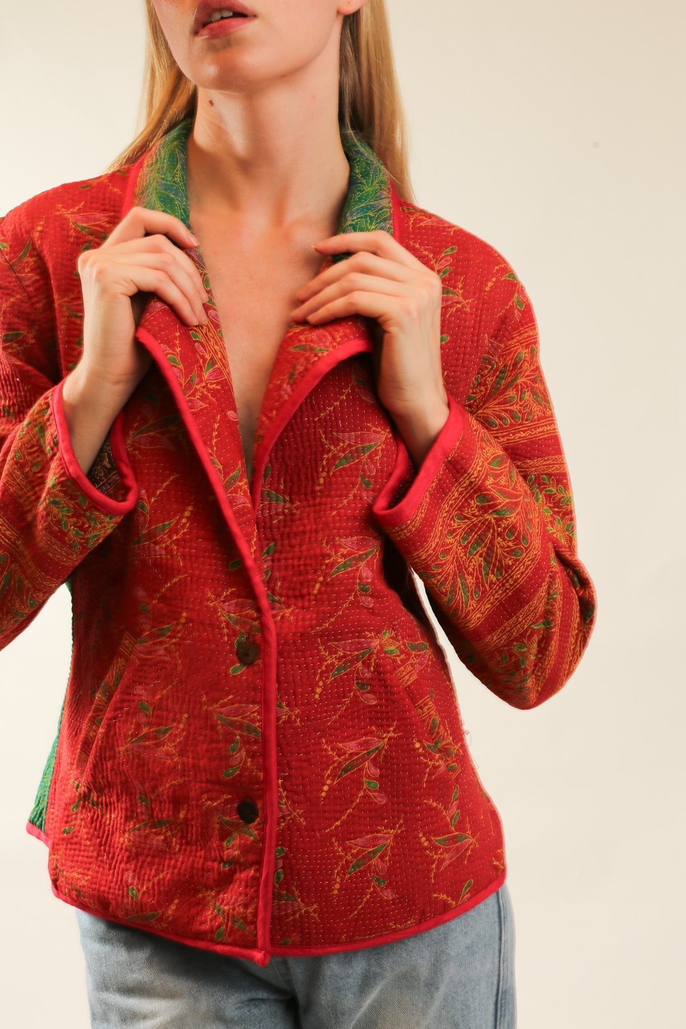 RED KANTHA JACKET ORISA - MOMO STUDIO BERLIN - Berlin Concept Store - sustainable & ethical fashion