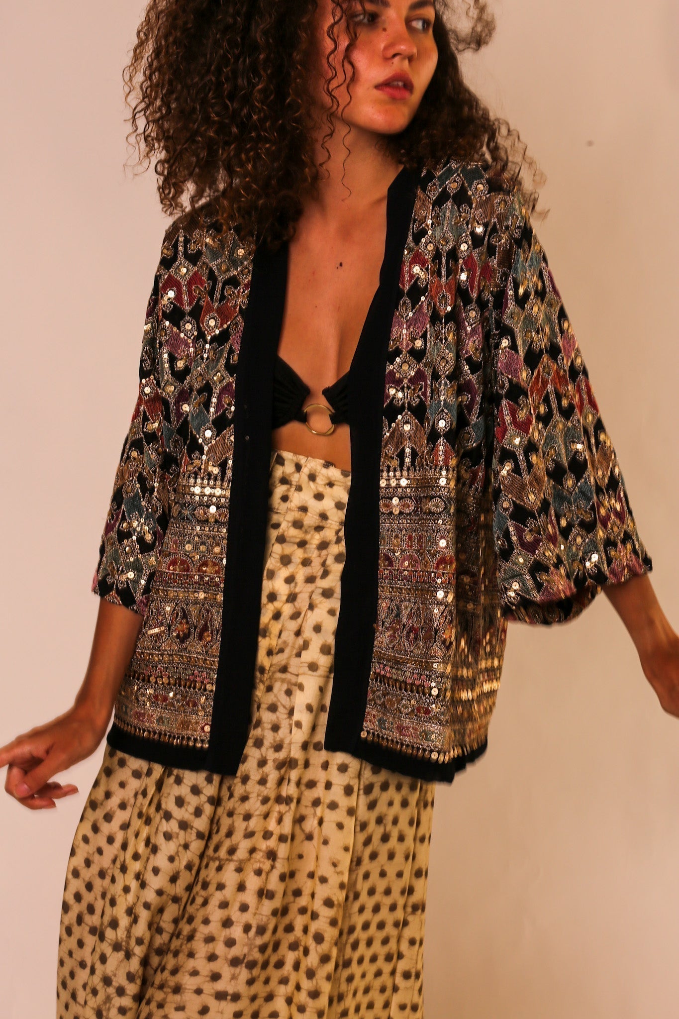 SEQUIN EMBELLISHED CHIFFON SILK SHORT KIMONO - MOMO STUDIO BERLIN - Berlin Concept Store - sustainable & ethical fashion