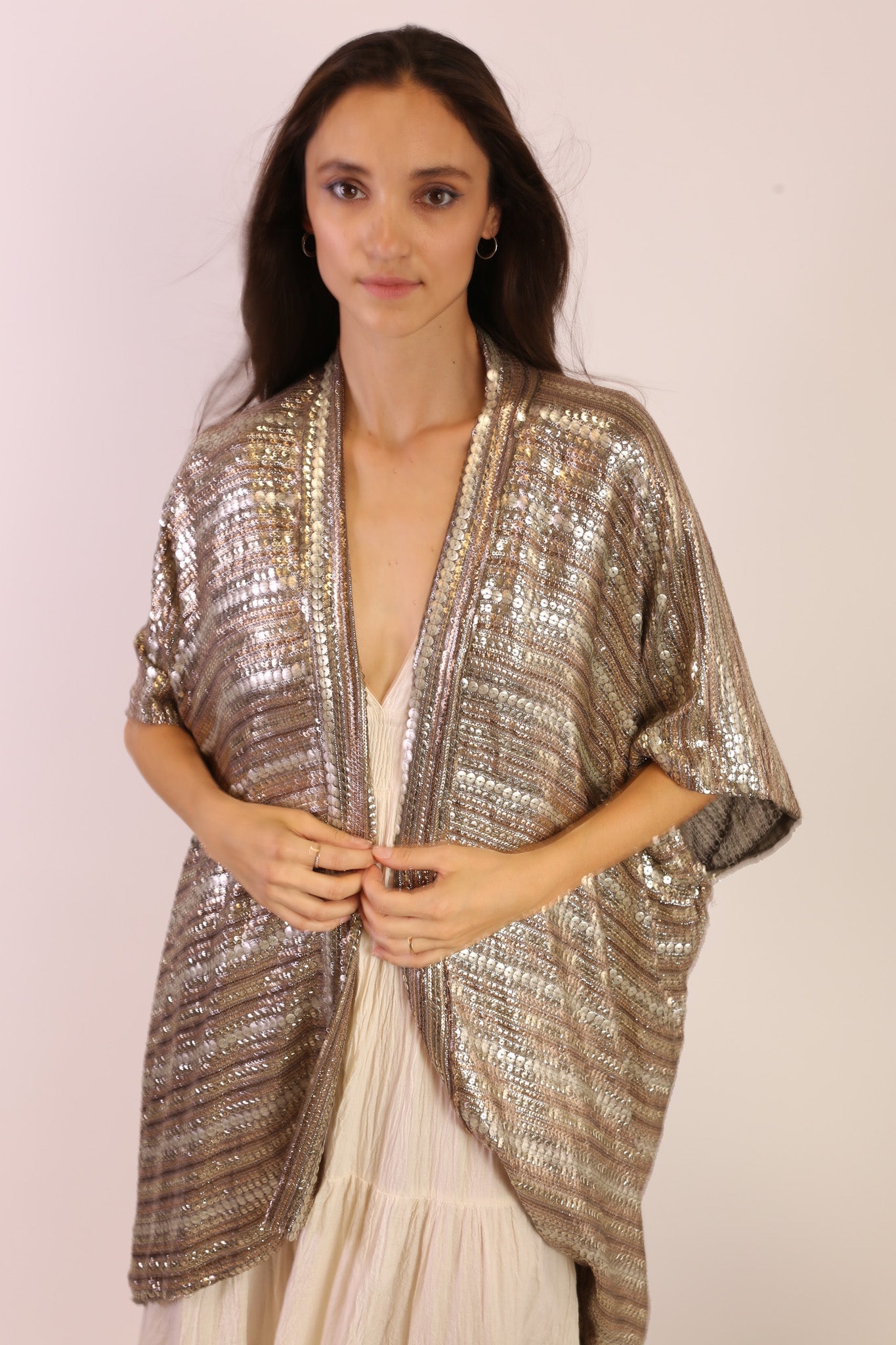 SEQUIN EMBROIDERED KIMONO MIDI - MOMO STUDIO BERLIN - Berlin Concept Store - sustainable & ethical fashion