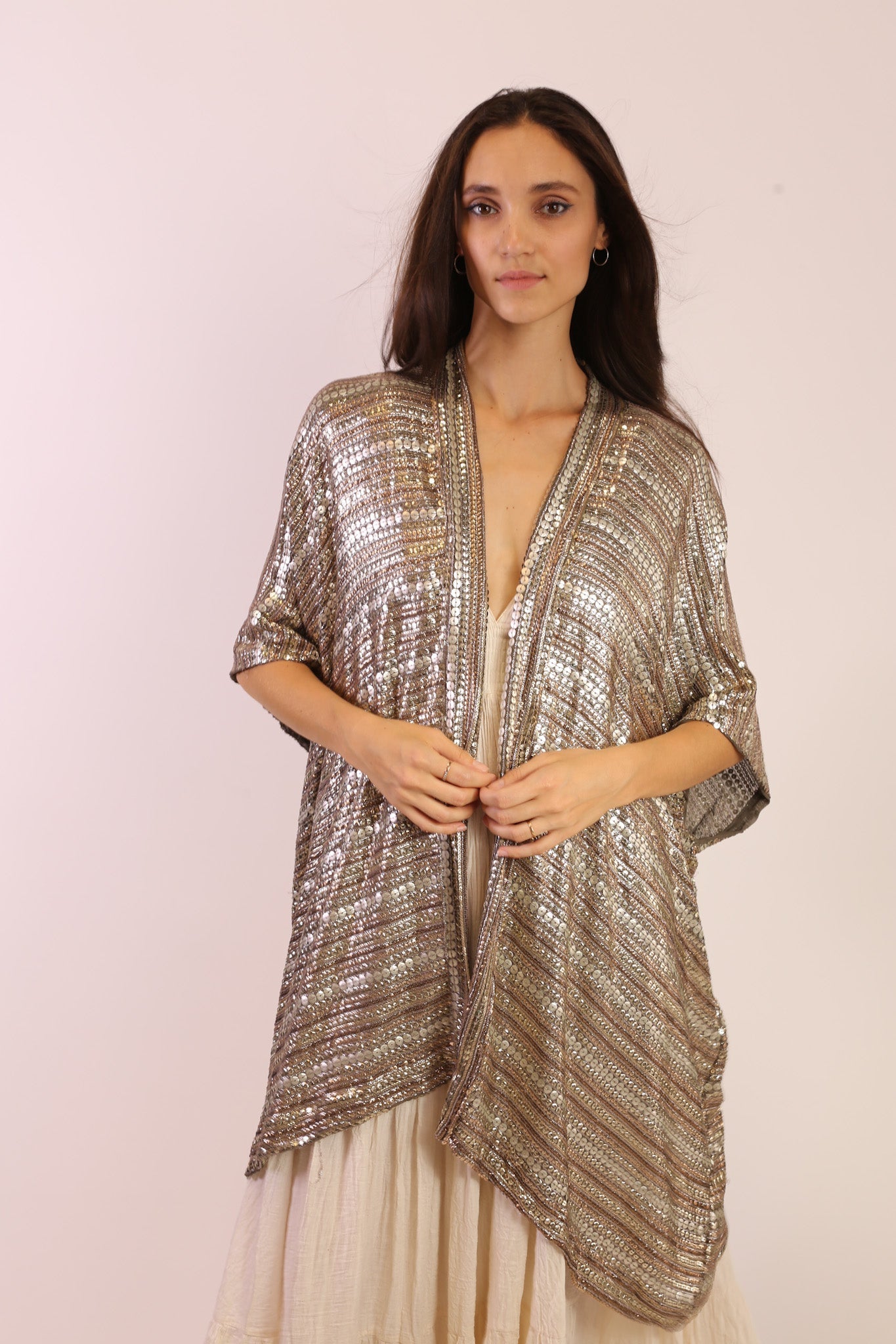 SEQUIN EMBROIDERED KIMONO MIDI - MOMO STUDIO BERLIN - Berlin Concept Store - sustainable & ethical fashion