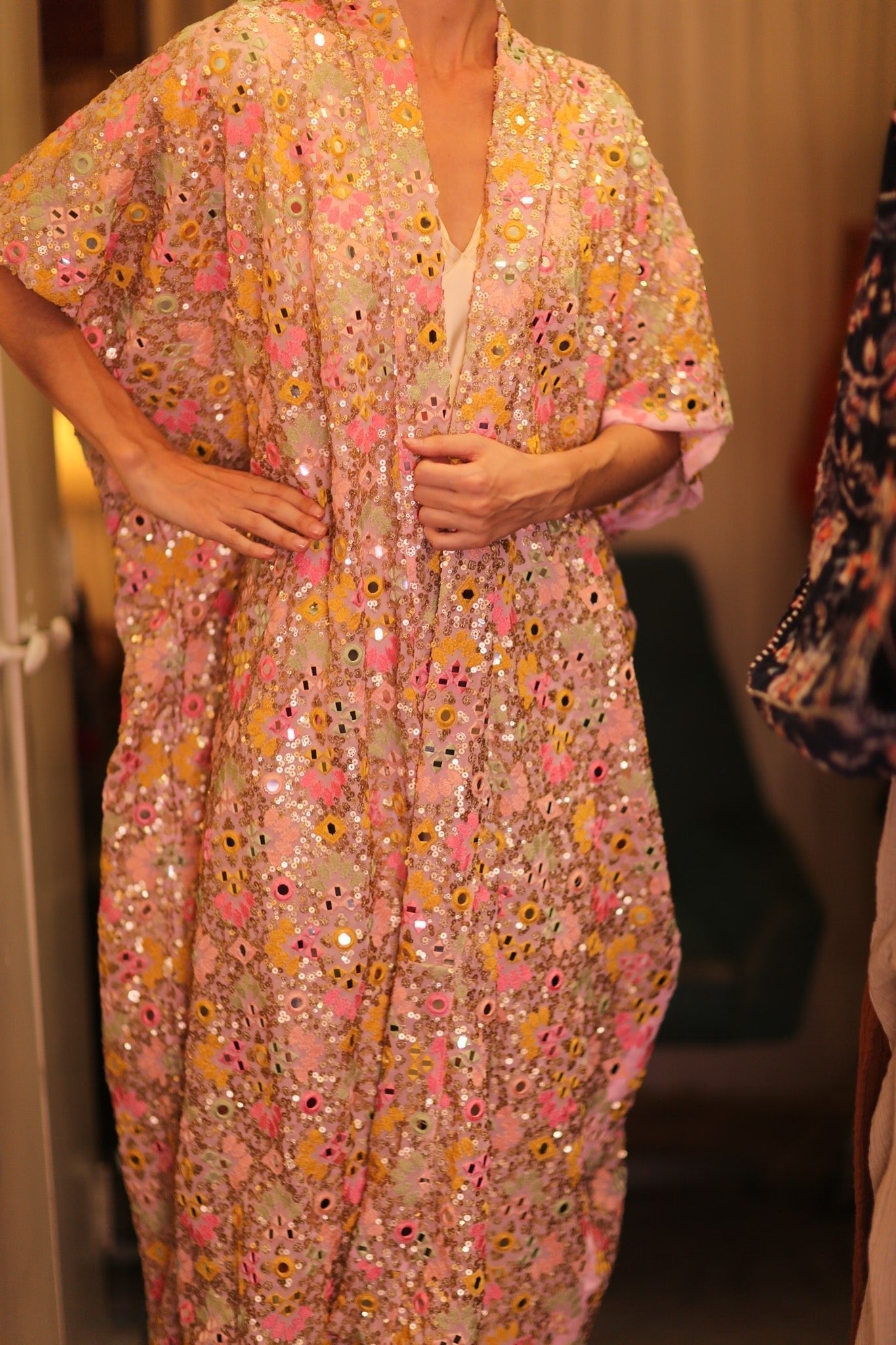 SEQUIN EMBROIDERED KIMONO WINTHA - MOMO STUDIO BERLIN - Berlin Concept Store - sustainable & ethical fashion