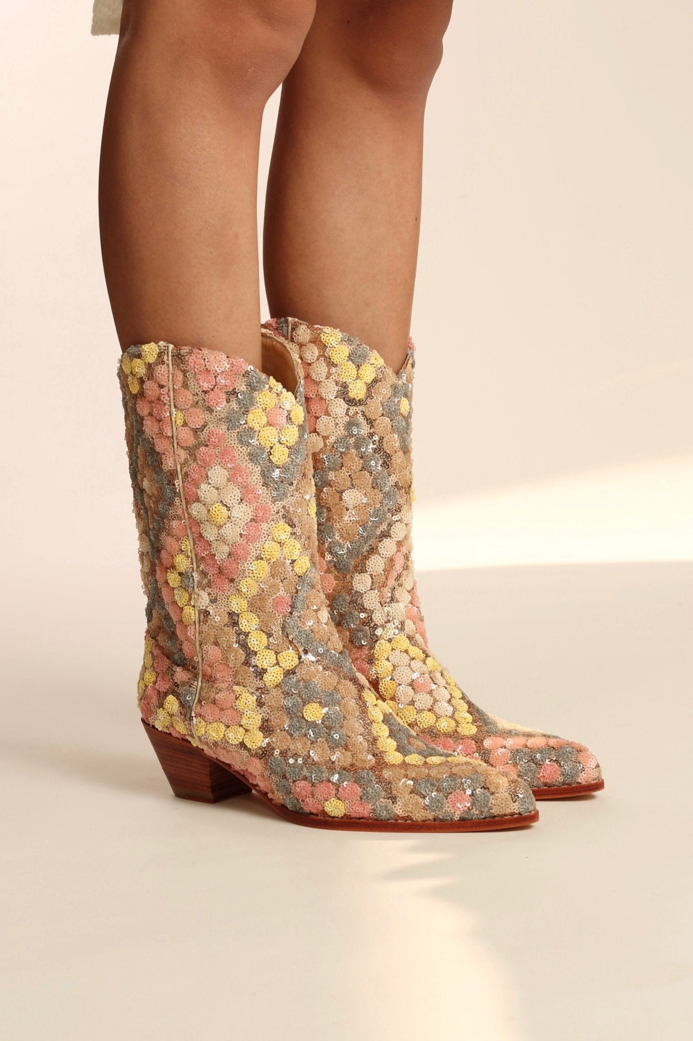 SEQUIN EMBROIDERED SILK WESTERN BOOTS NAHOME - MOMO STUDIO BERLIN - Berlin Concept Store - sustainable & ethical fashion