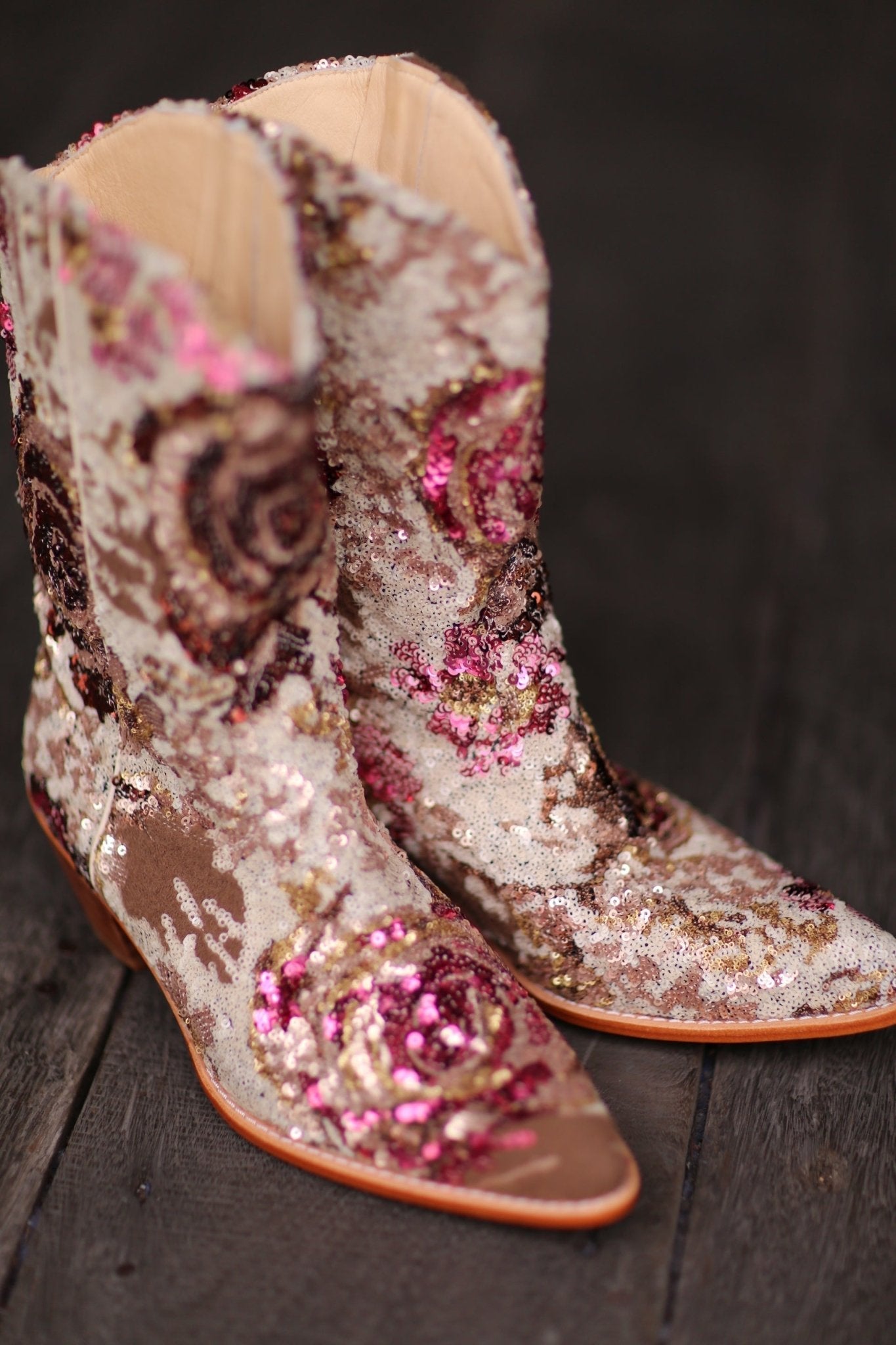 SEQUIN EMBROIDERED WESTERN BOOTS INGA - MOMO STUDIO BERLIN - Berlin Concept Store - sustainable & ethical fashion