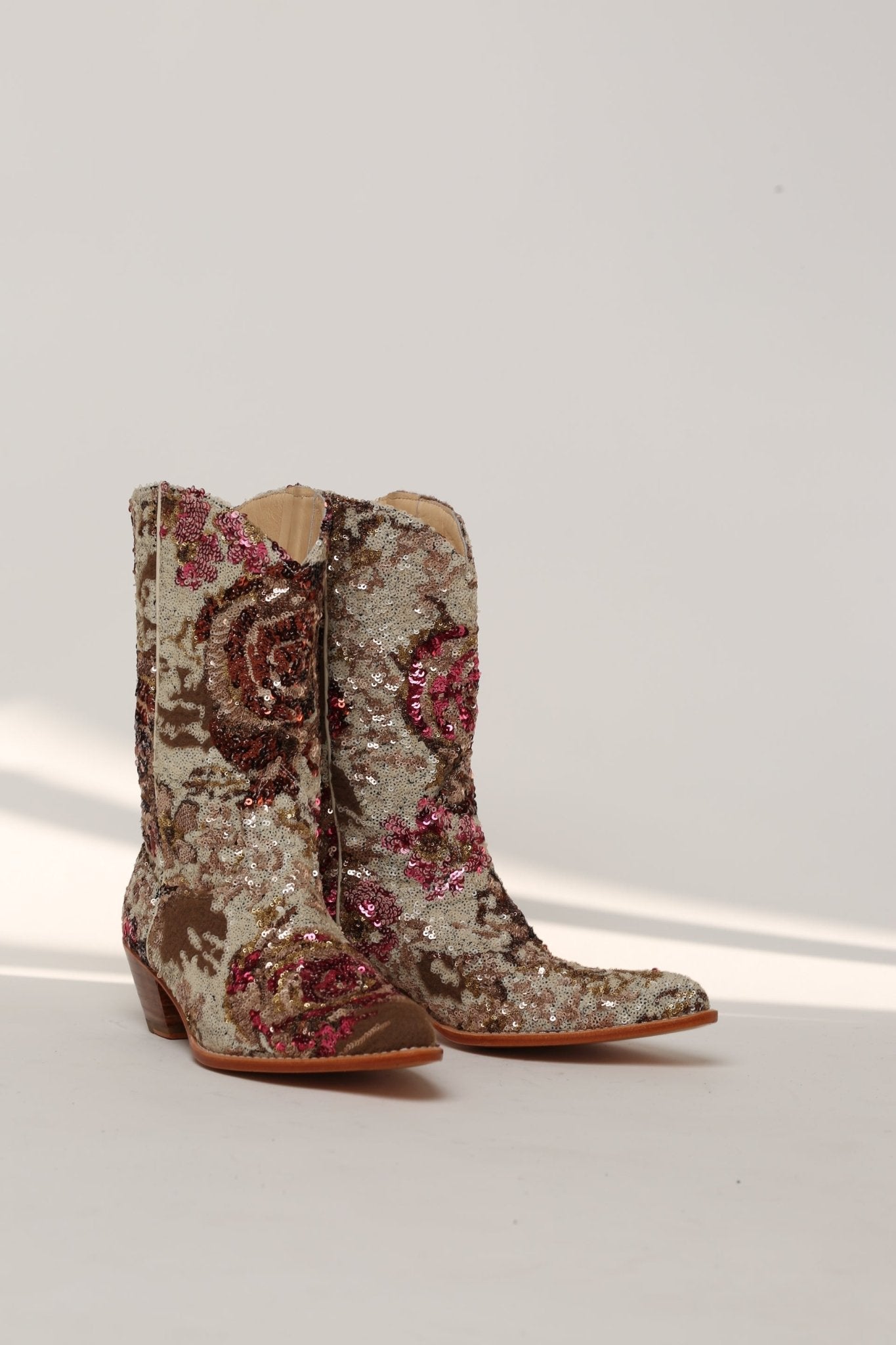 SEQUIN EMBROIDERED WESTERN BOOTS INGA - MOMO STUDIO BERLIN - Berlin Concept Store - sustainable & ethical fashion