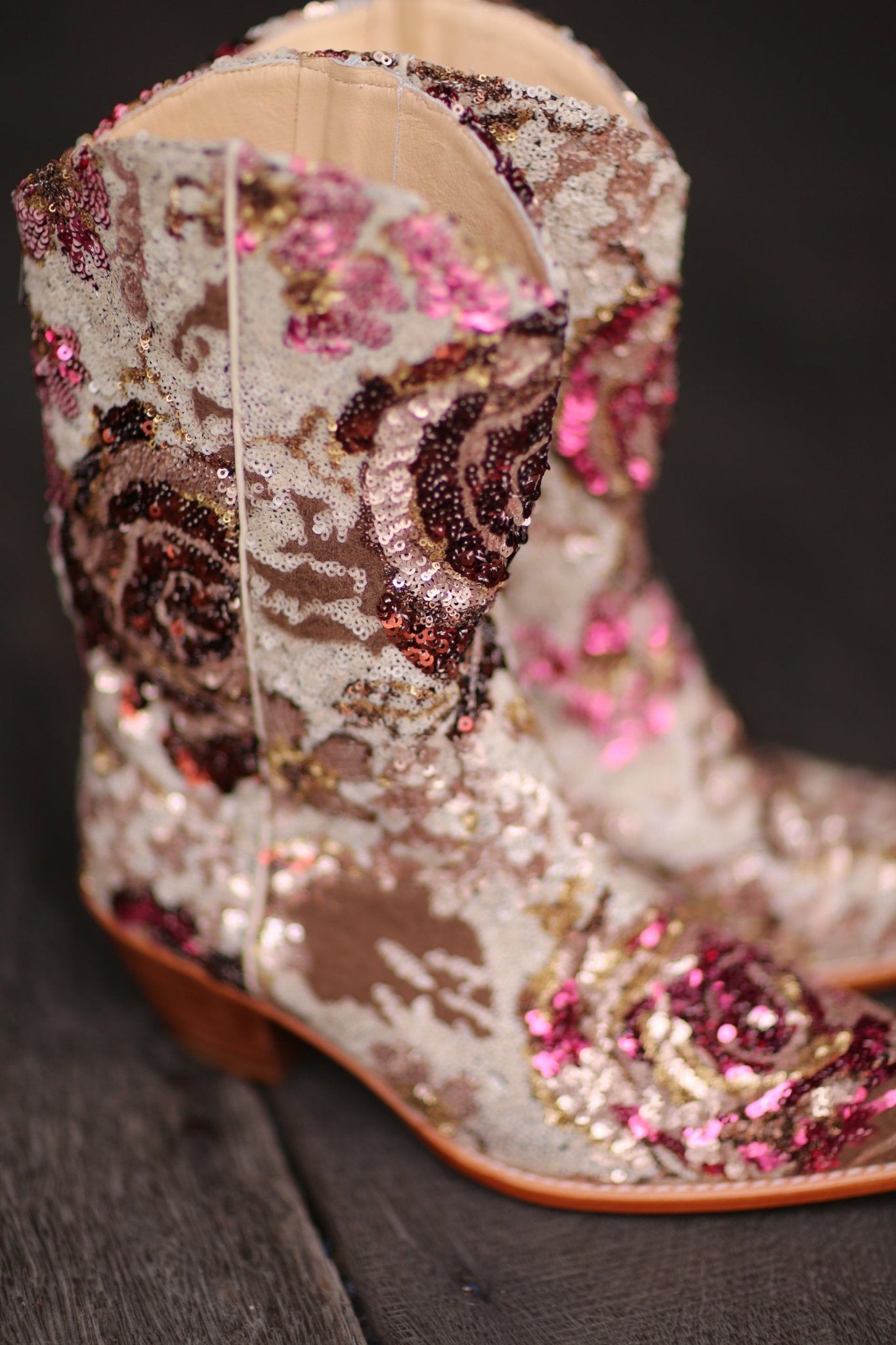 SEQUIN EMBROIDERED WESTERN BOOTS INGA - MOMO STUDIO BERLIN - Berlin Concept Store - sustainable & ethical fashion