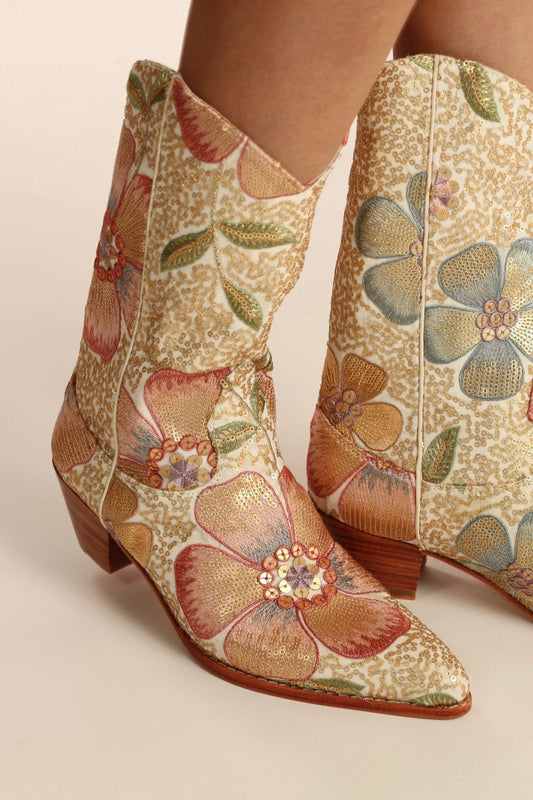 SEQUIN EMBROIDERED WESTERN BOOTS SILK GABRIELA - MOMO STUDIO BERLIN - Berlin Concept Store - sustainable & ethical fashion