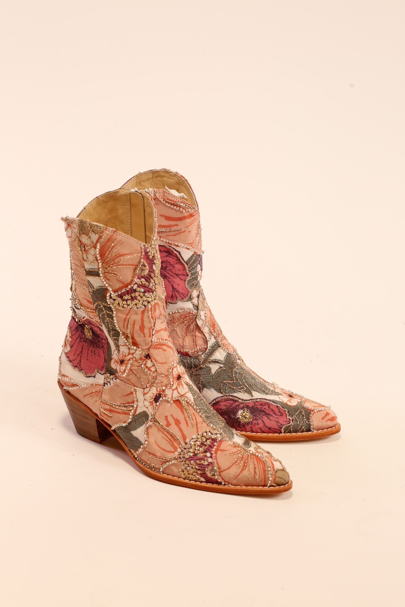 SEQUIN SILK EMBROIDERED BOOTS BALVE - MOMO STUDIO BERLIN - Berlin Concept Store - sustainable & ethical fashion