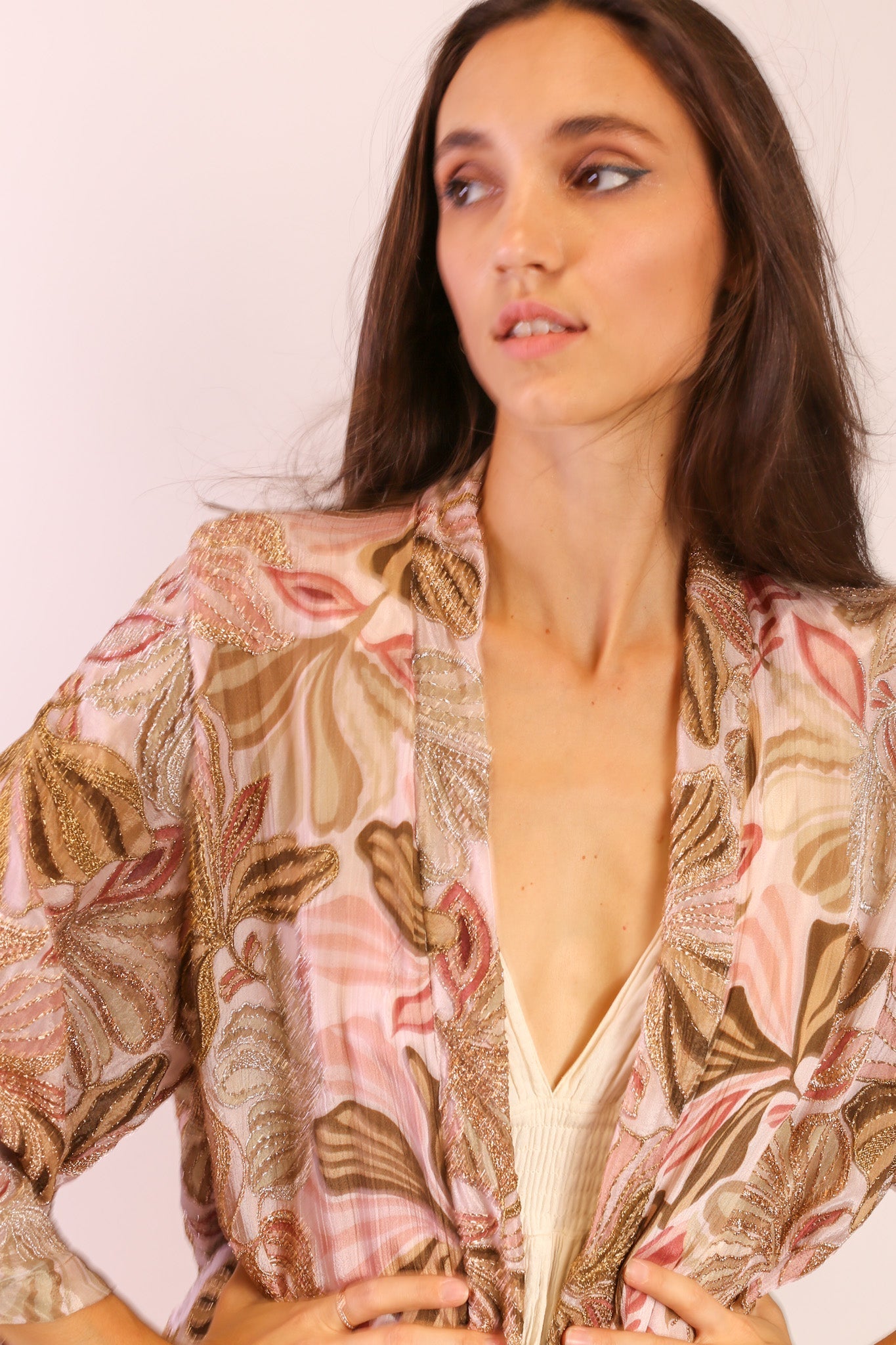 SEQUIN SILK EMBROIDERED KIMONO - MOMO STUDIO BERLIN - Berlin Concept Store - sustainable & ethical fashion