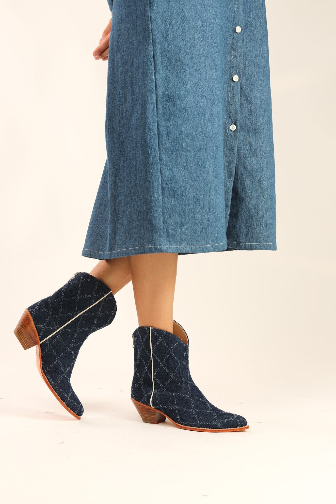 SHORT DENIM BOOTS SANTI - MOMO STUDIO BERLIN - Berlin Concept Store - sustainable & ethical fashion