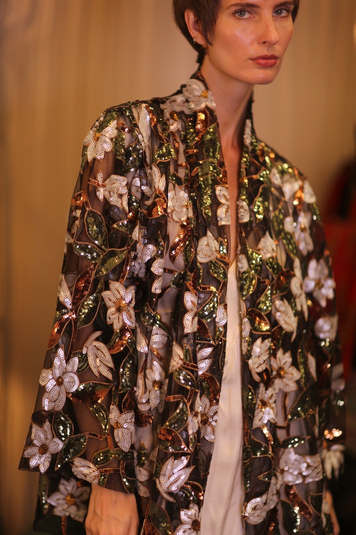 SHORT SILK KIMONO EMERALD - MOMO STUDIO BERLIN - Berlin Concept Store - sustainable & ethical fashion