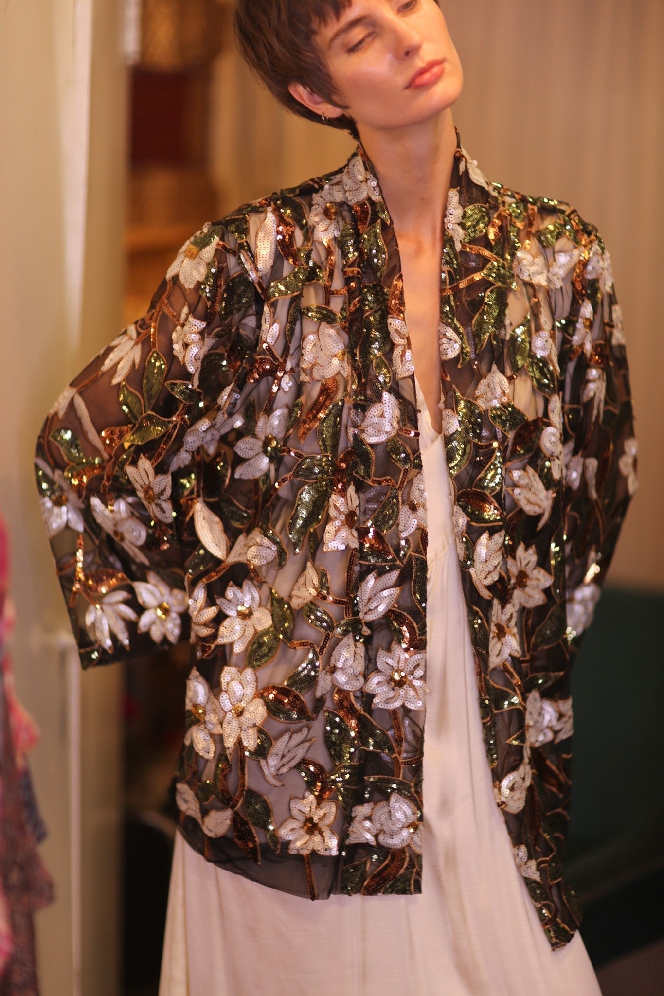 SHORT SILK KIMONO EMERALD - MOMO STUDIO BERLIN - Berlin Concept Store - sustainable & ethical fashion