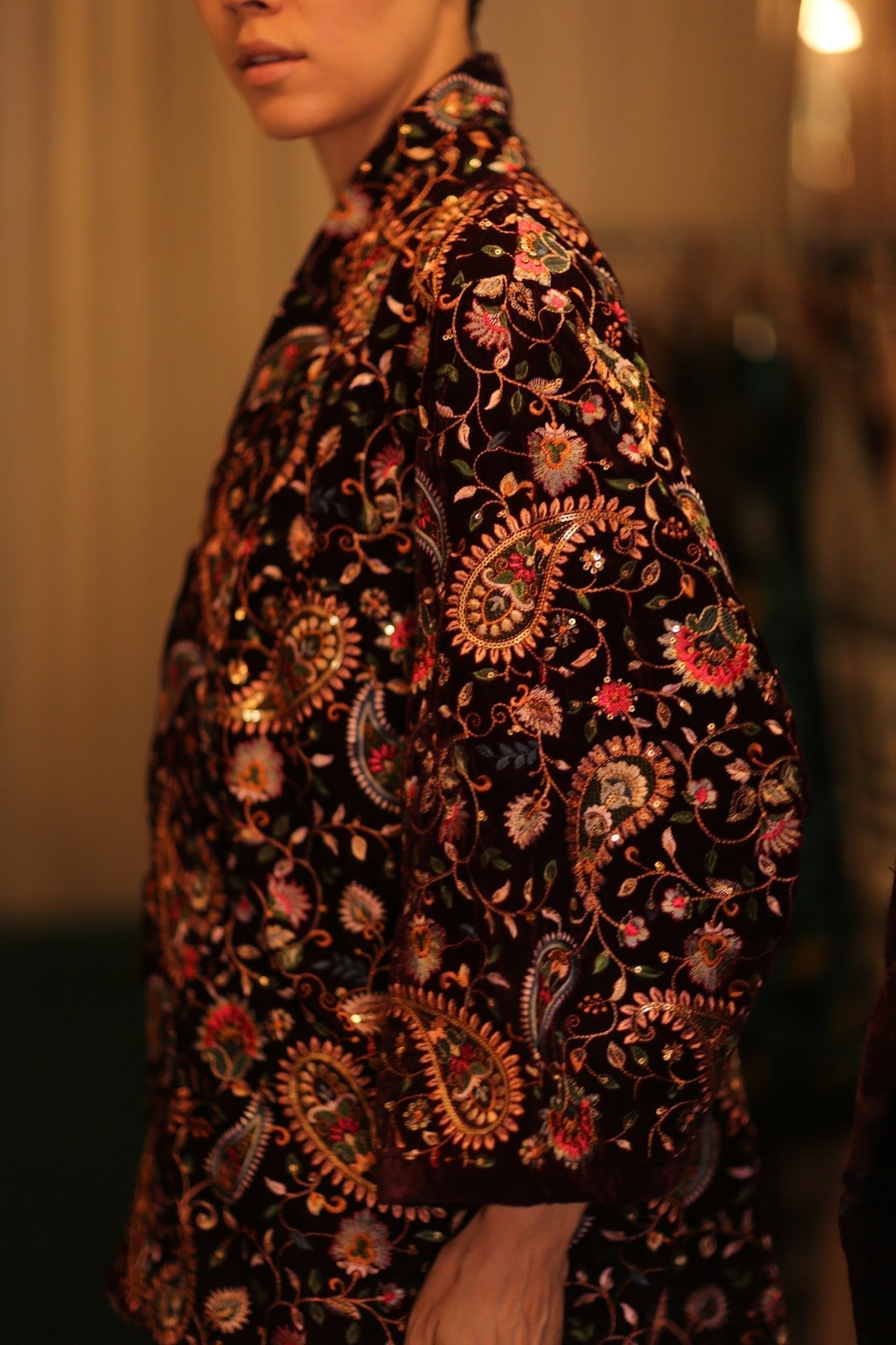 SHORT VELVET EMBROIDERED KIMONO MONA RED - MOMO STUDIO BERLIN - Berlin Concept Store - sustainable & ethical fashion