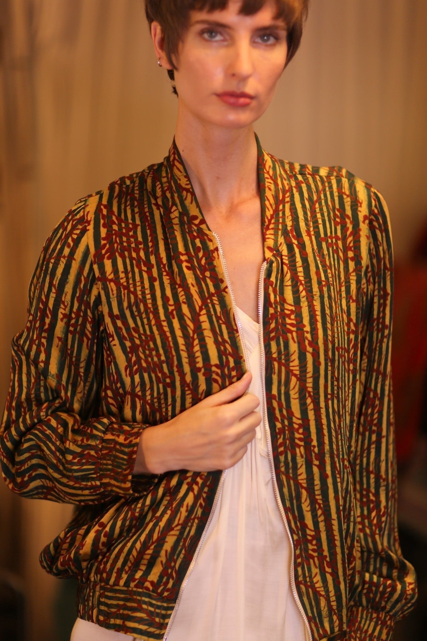 SILK BOMBER JACKET ANCHA BAMREST - BANGKOK TAILOR CLOTHING STORE - HANDMADE CLOTHING