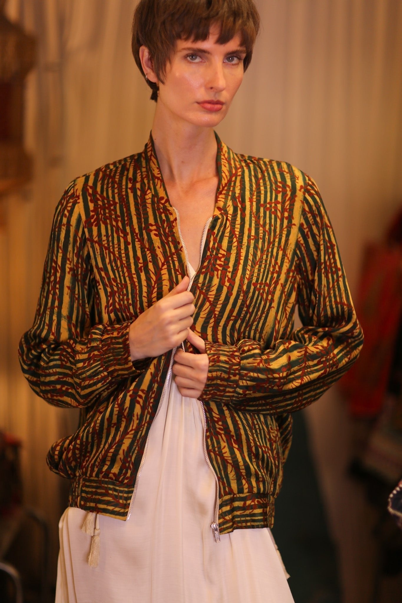 SILK BOMBER JACKET ANCHA BAMREST - BANGKOK TAILOR CLOTHING STORE - HANDMADE CLOTHING