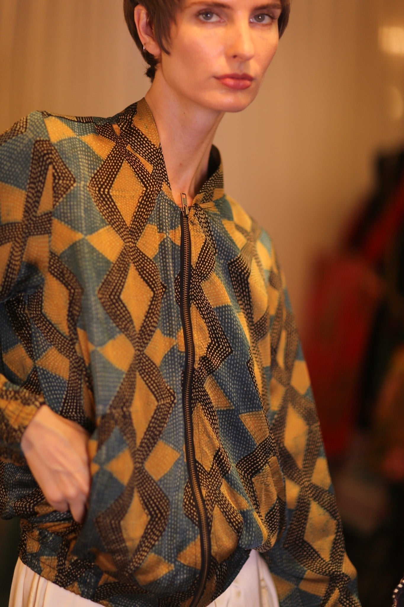 SILK BOMBER JACKET ANCHA EDEN - BANGKOK TAILOR CLOTHING STORE - HANDMADE CLOTHING